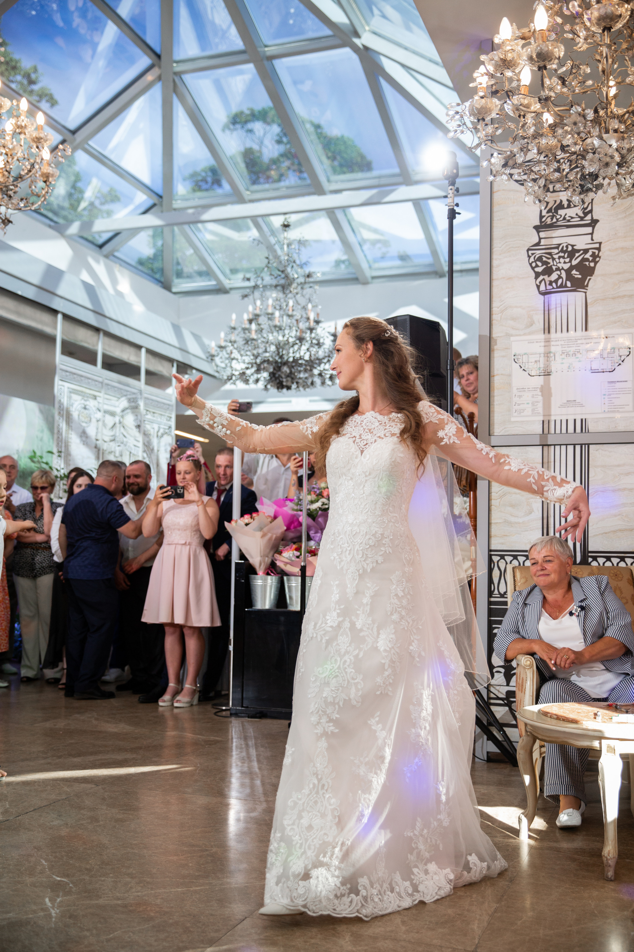 Сергей и Виктория. Петровский путевой дворец. Свадебный и семейный фотограф