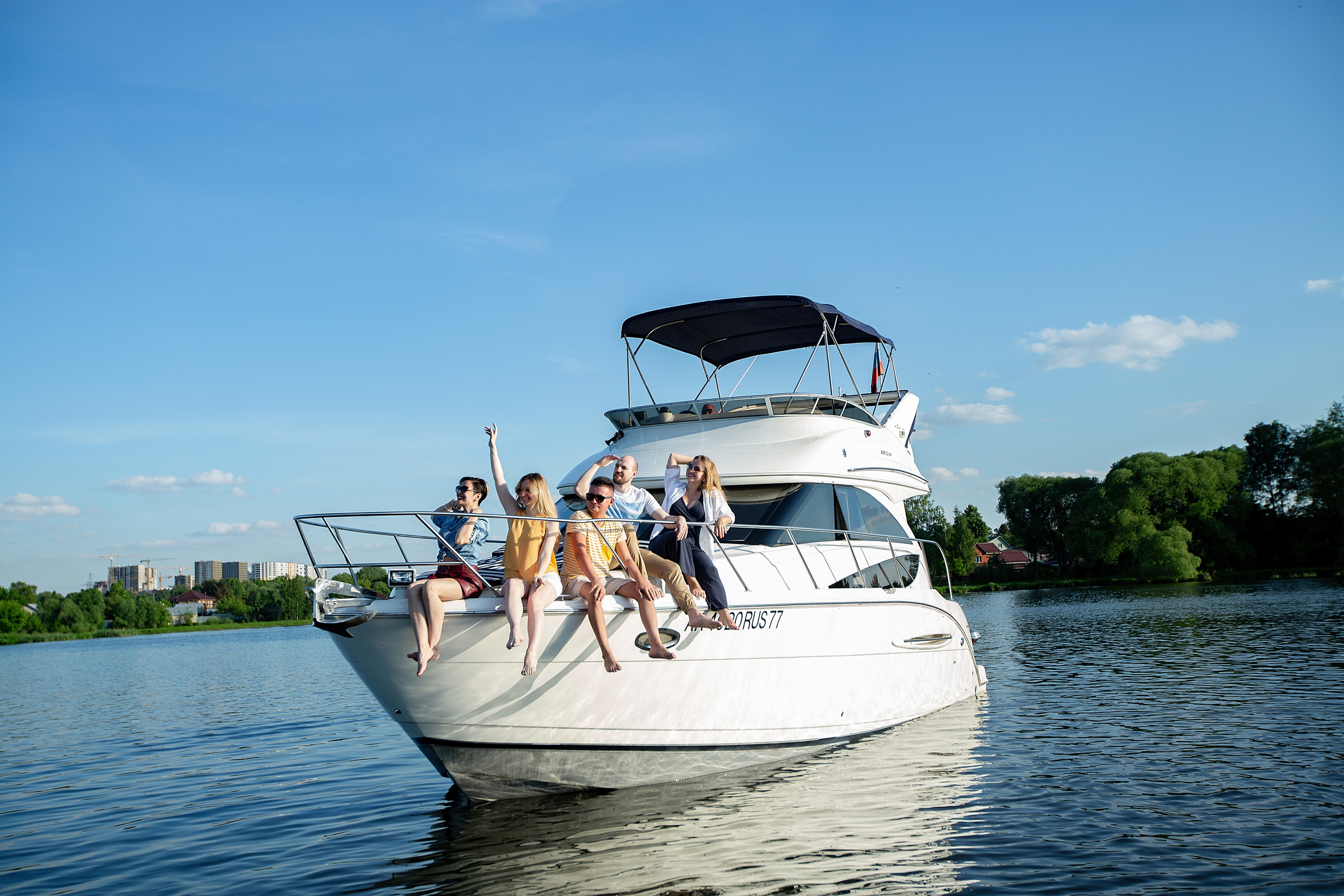 Presentstar. Прогулка на яхте. Свадебный и семейный фотограф