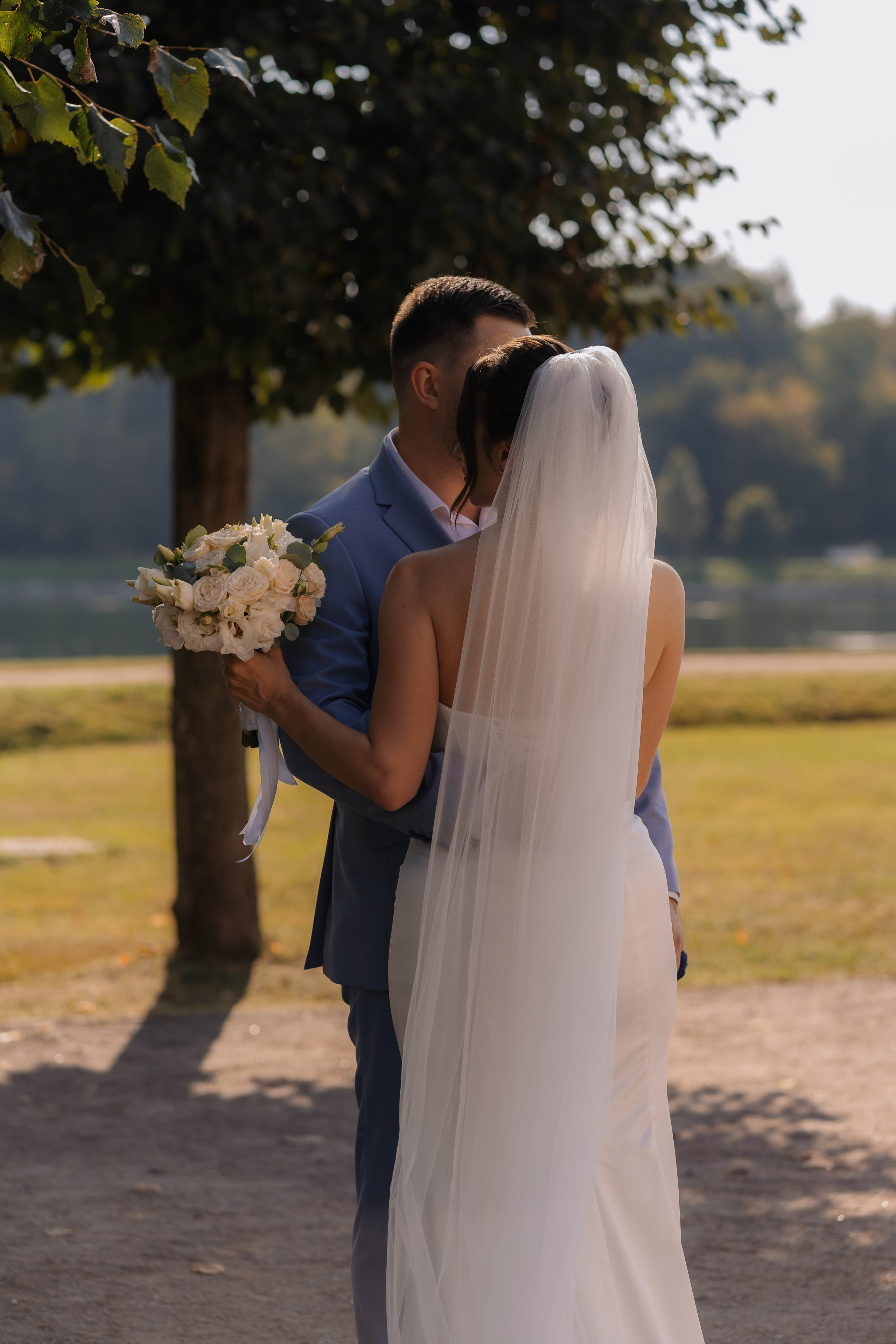 Свадебная фотосессия в Москве, парк Кусково. Свадебный фотограф в Москве Анна Полушина