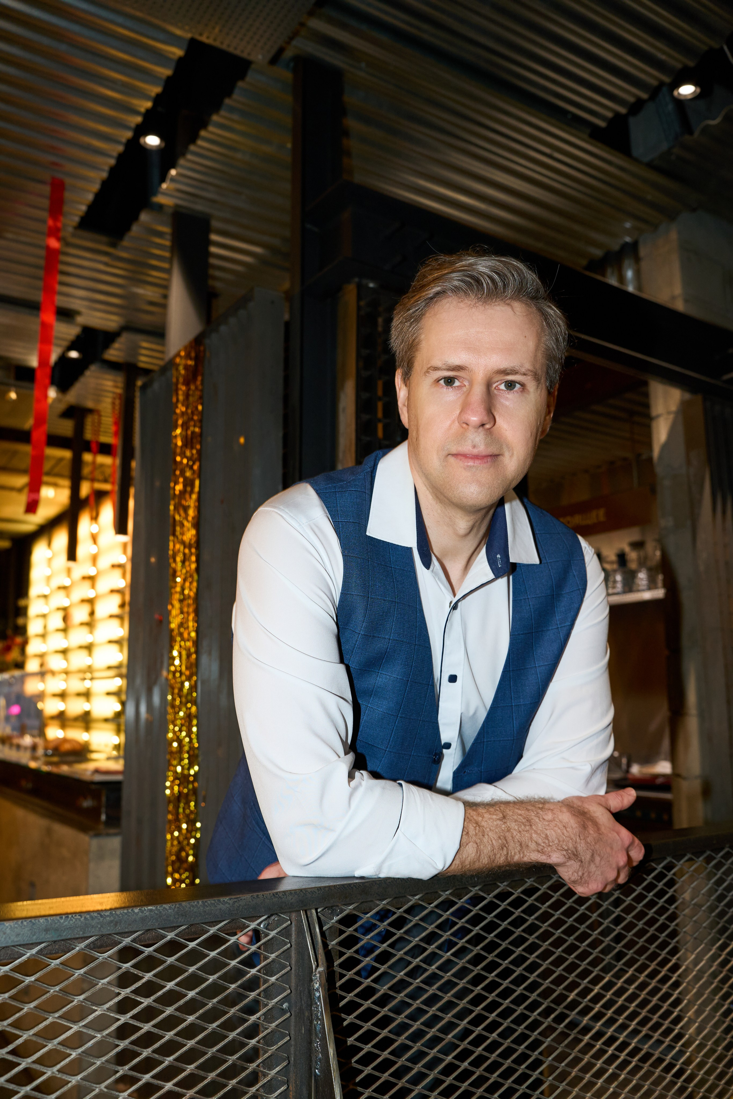 Роман | Мужская съемка. ОЧЕНЬ ПЛОХОЙ ФОТОГРАФ