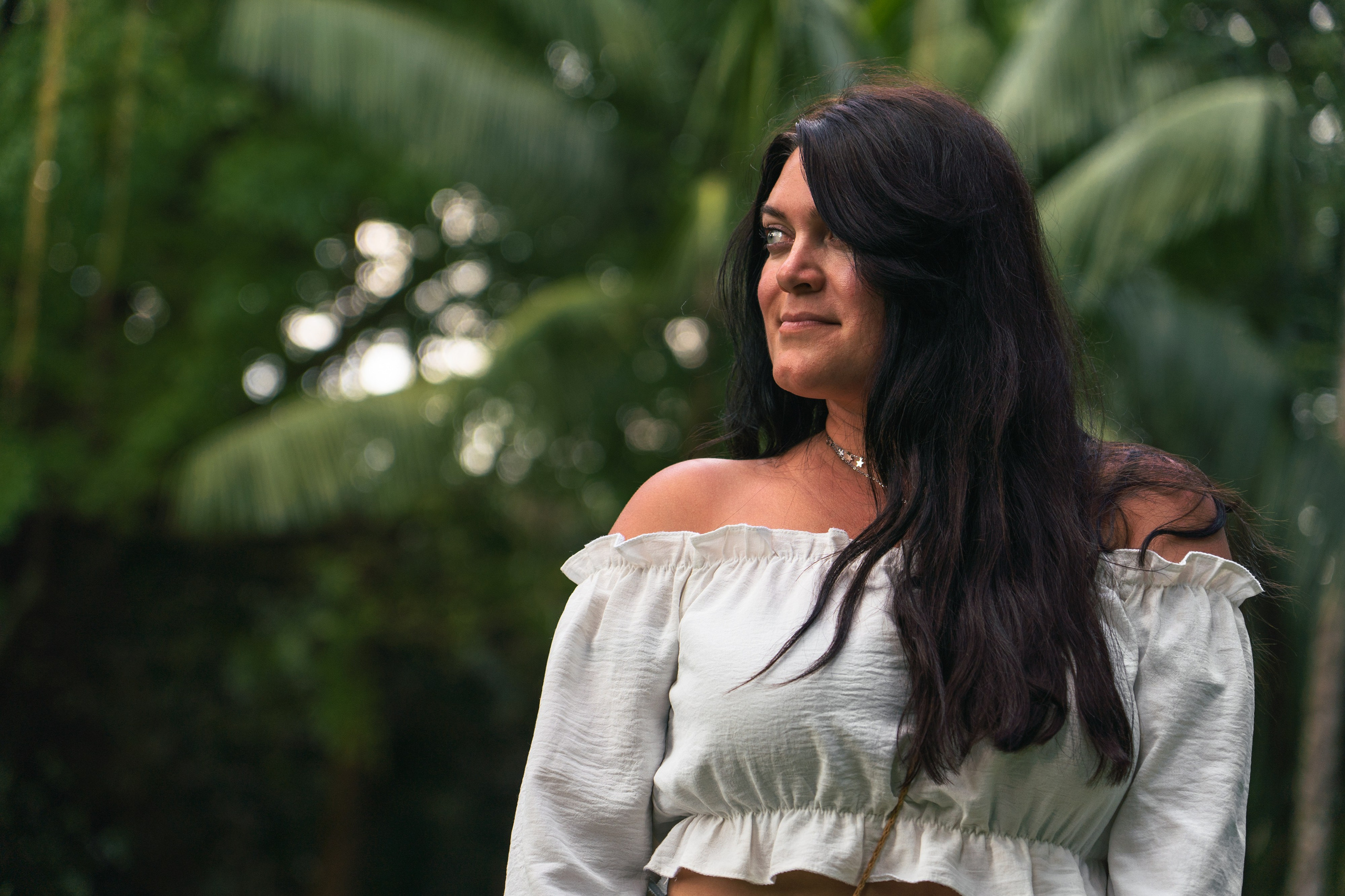 Bathing with elephants in Pinnawala, Botanical Garden