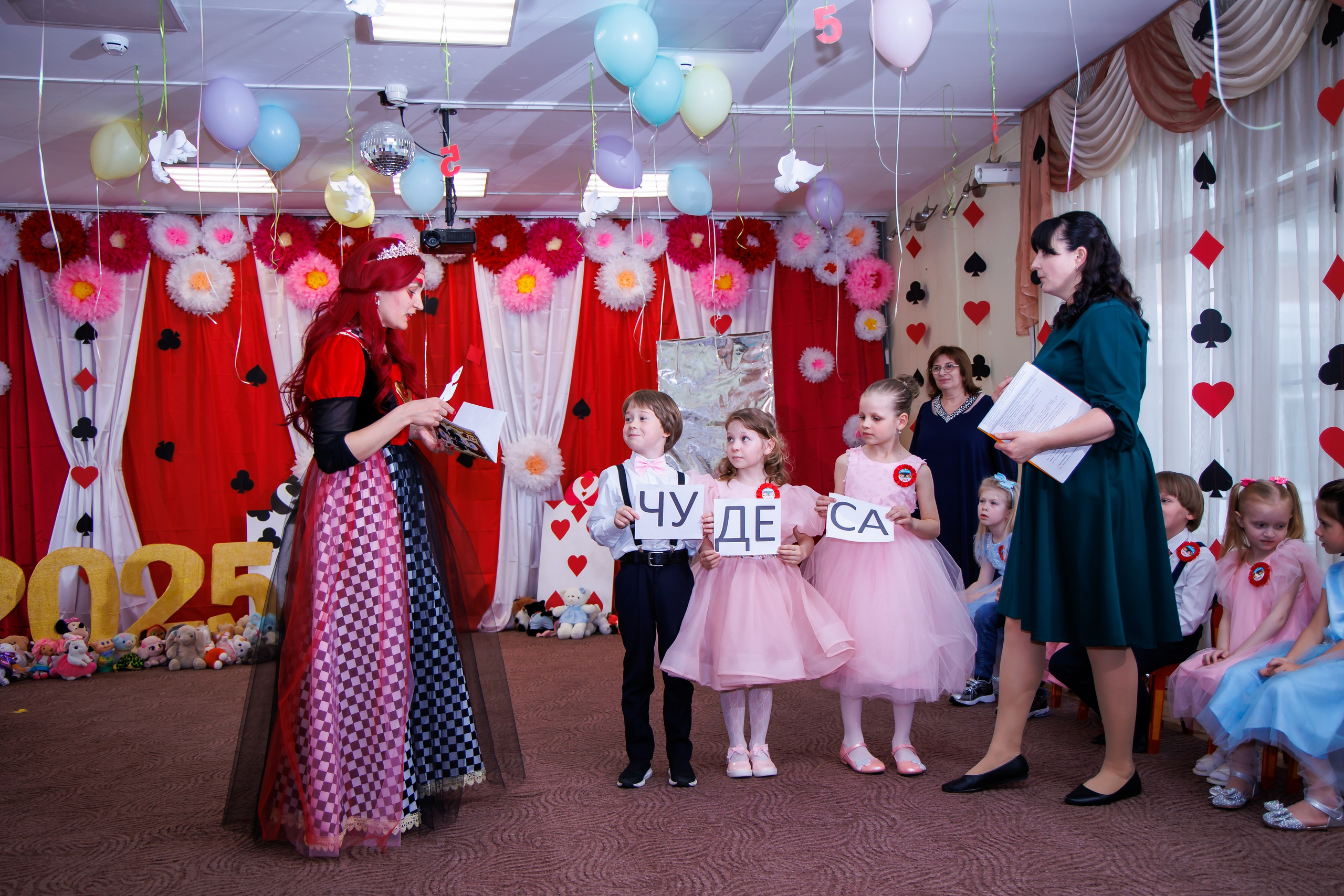 Сьемка праздников в детском саду. Профессиональная фото и видеосъемка. Москва