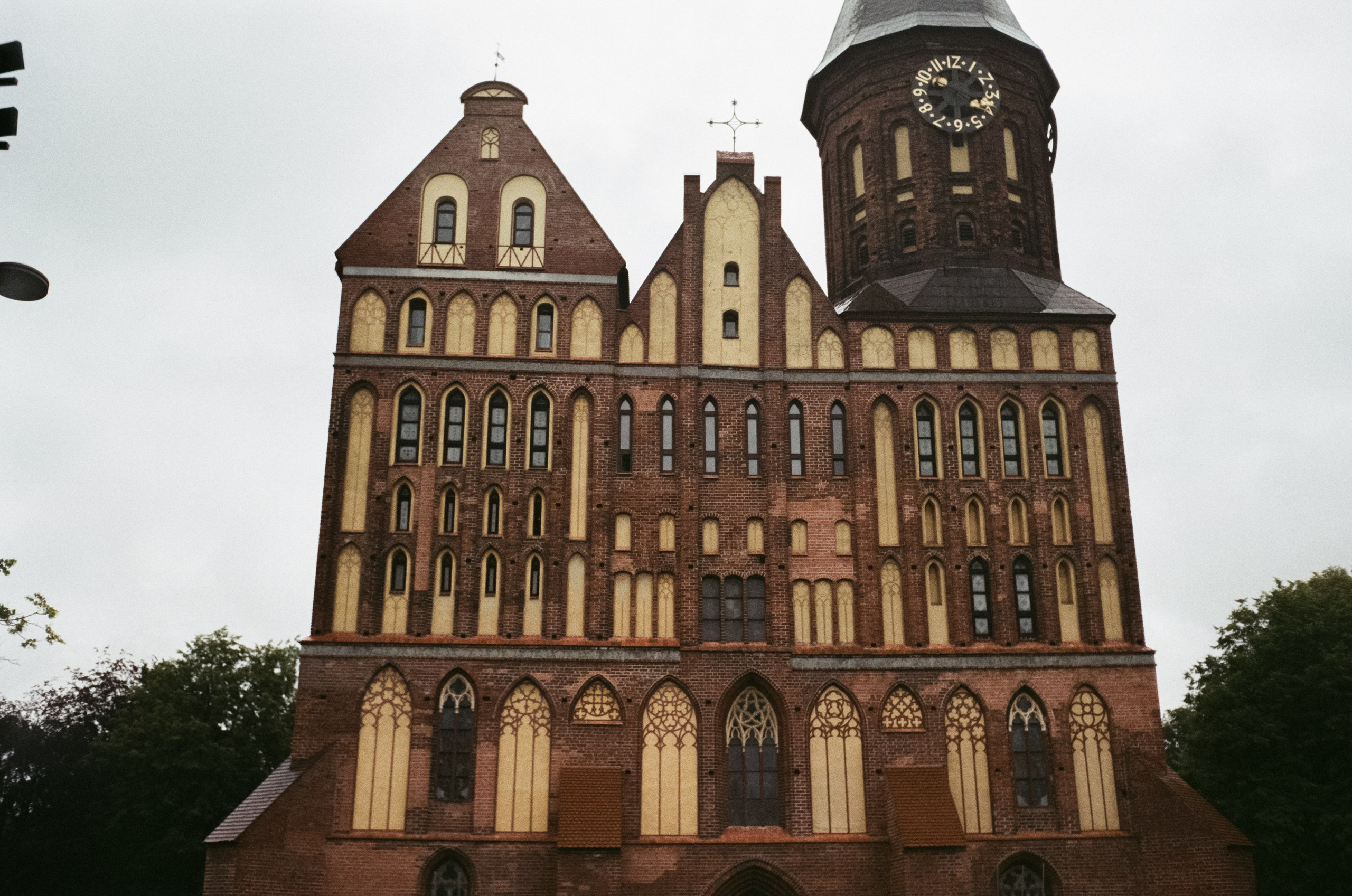 Калининград остров Канта, Кафедральный собор / Minox 35 GT (2)