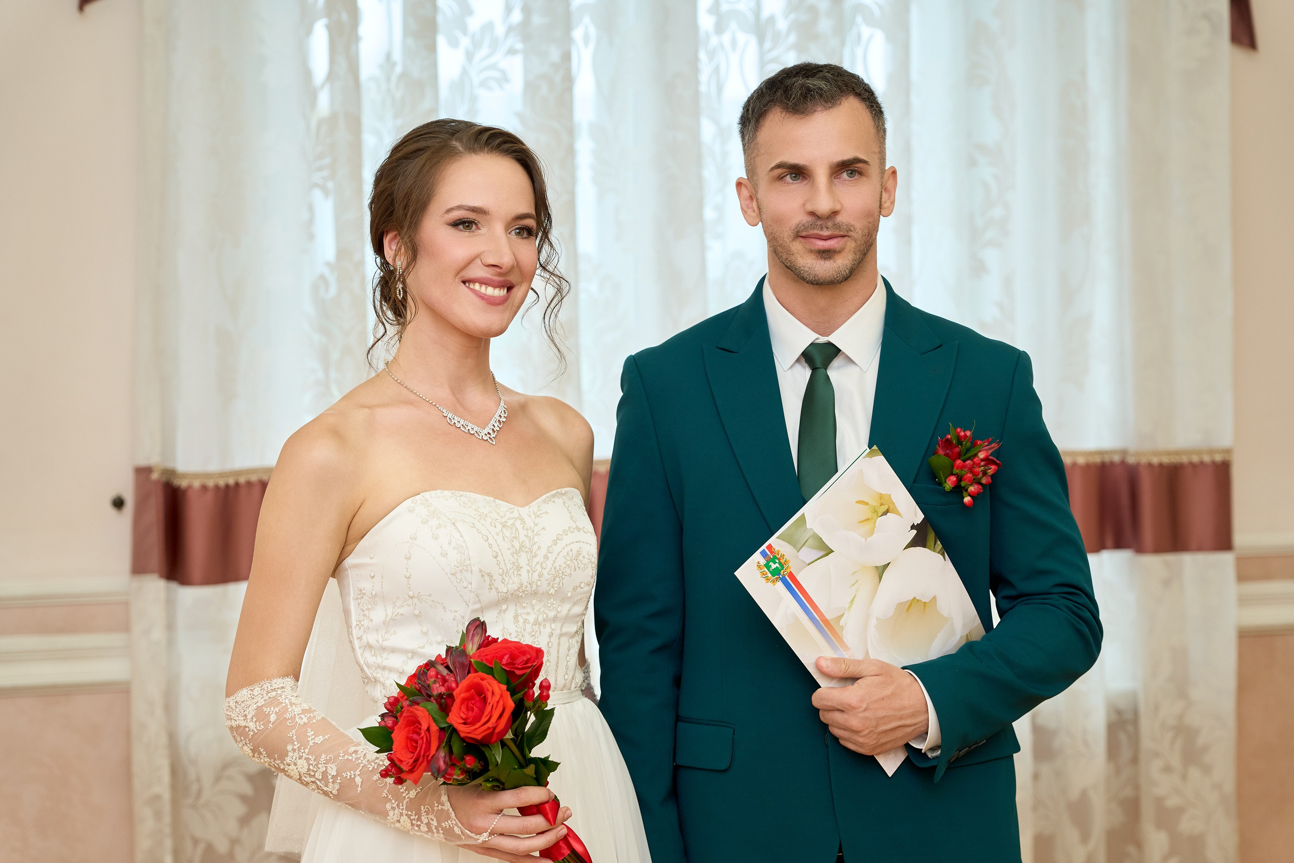 В ЗАГСе. Репортажный и портретный фотограф в Томске Ларионов Артём