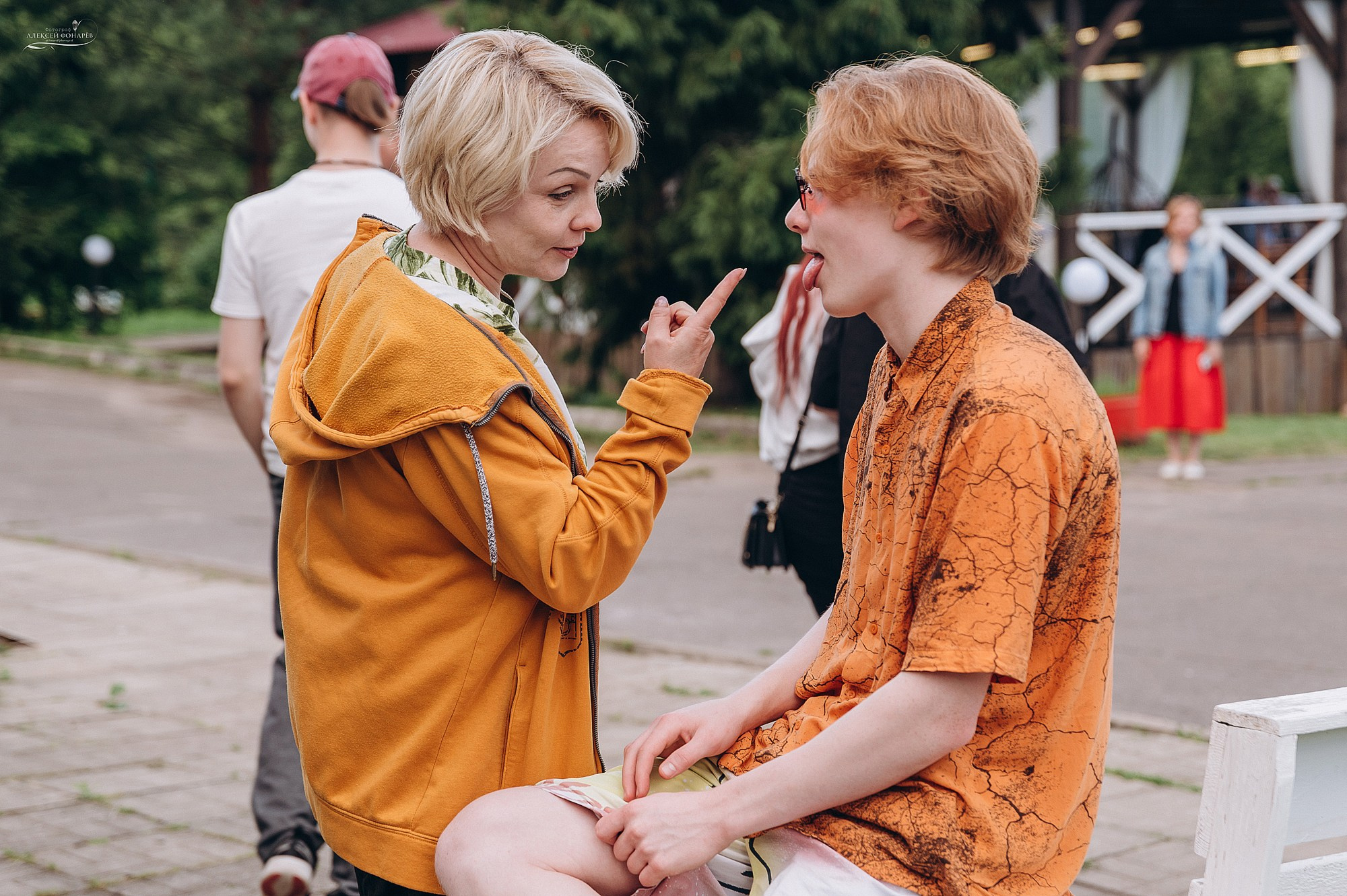 Школьный фотограф в Дубне Талдоме Кимрах. Свадебный фотограф в Дубне Алексей Фонарёв