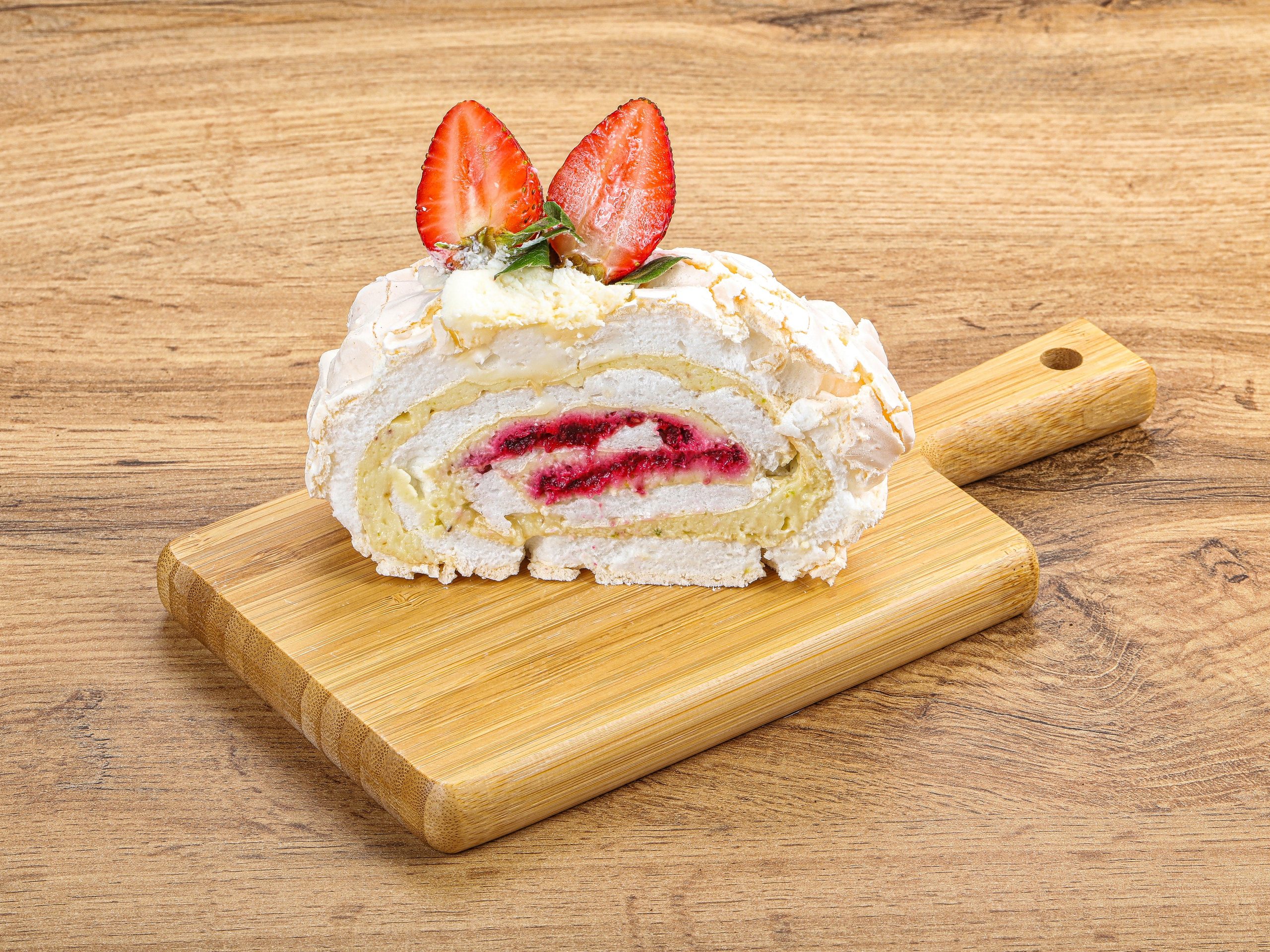 Фотосъемка десертов и выпечки. Заказ по тел.: +7 (906) 006-90-22. Фуд-фотограф Андрей Старостин — съемка еды в Москве. 9000 руб. в час