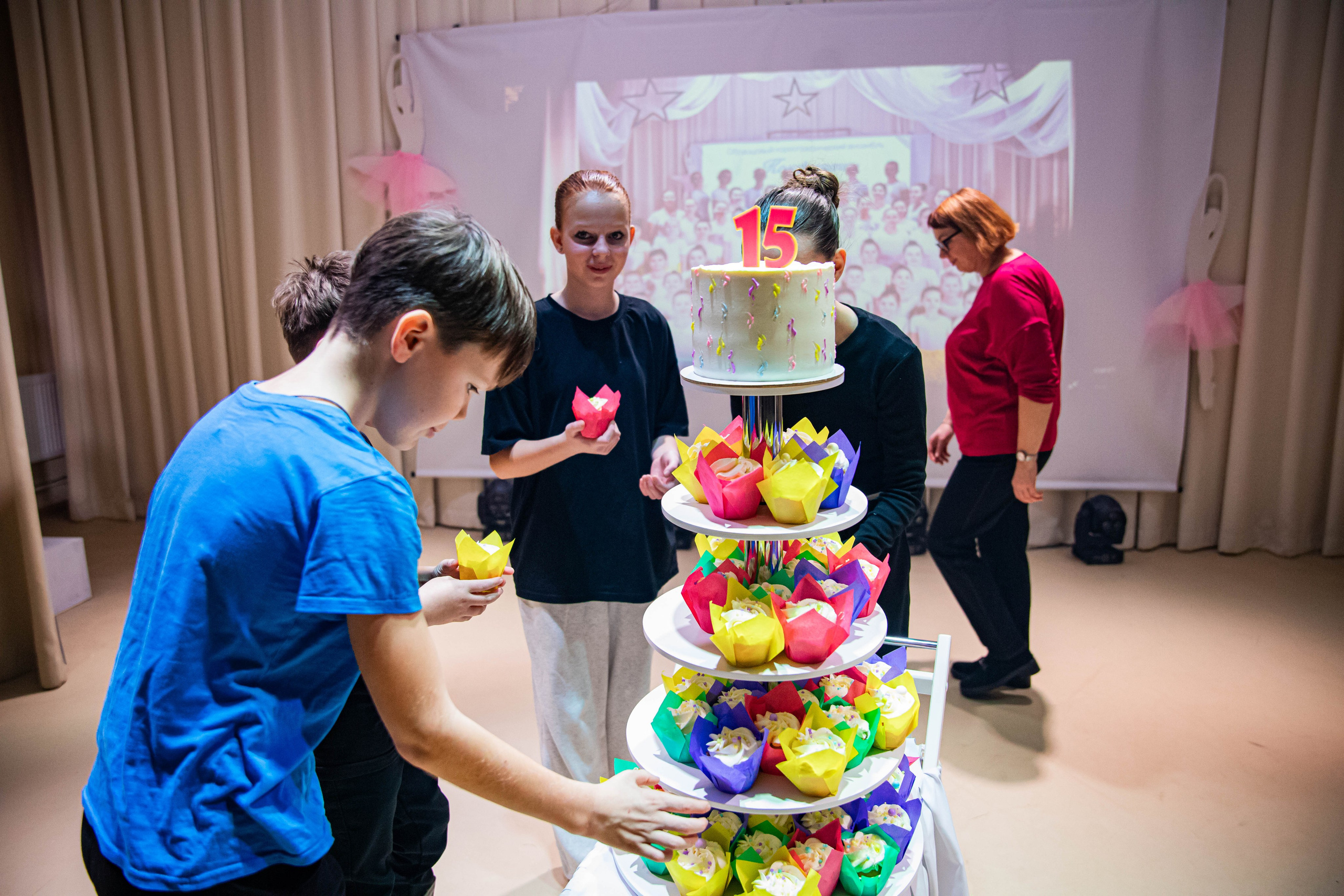 «Конфетти» Юбилейный концерт «Твори Добро». Фотограф Дарья Маташкова