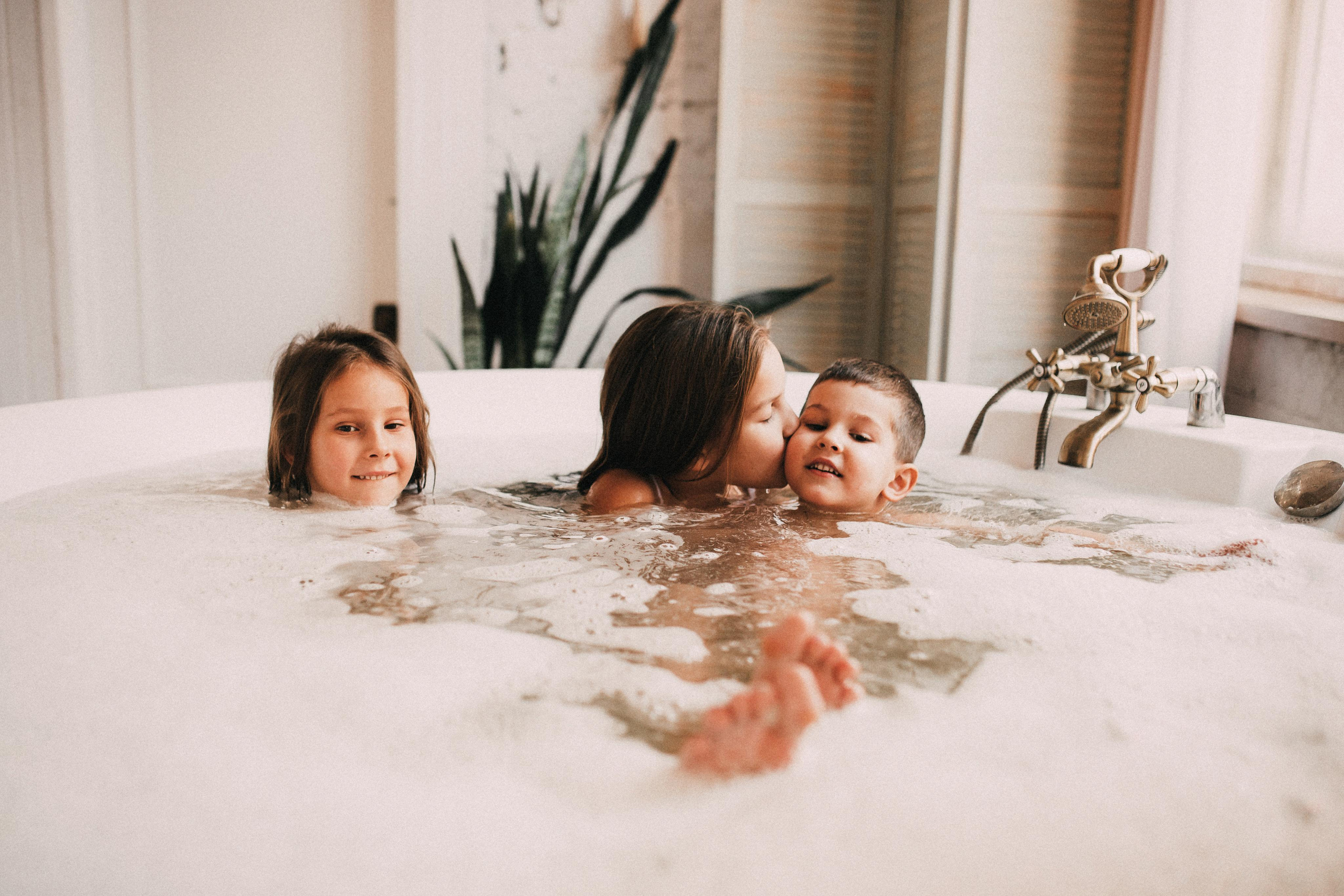 Трое в каноэ. Главная