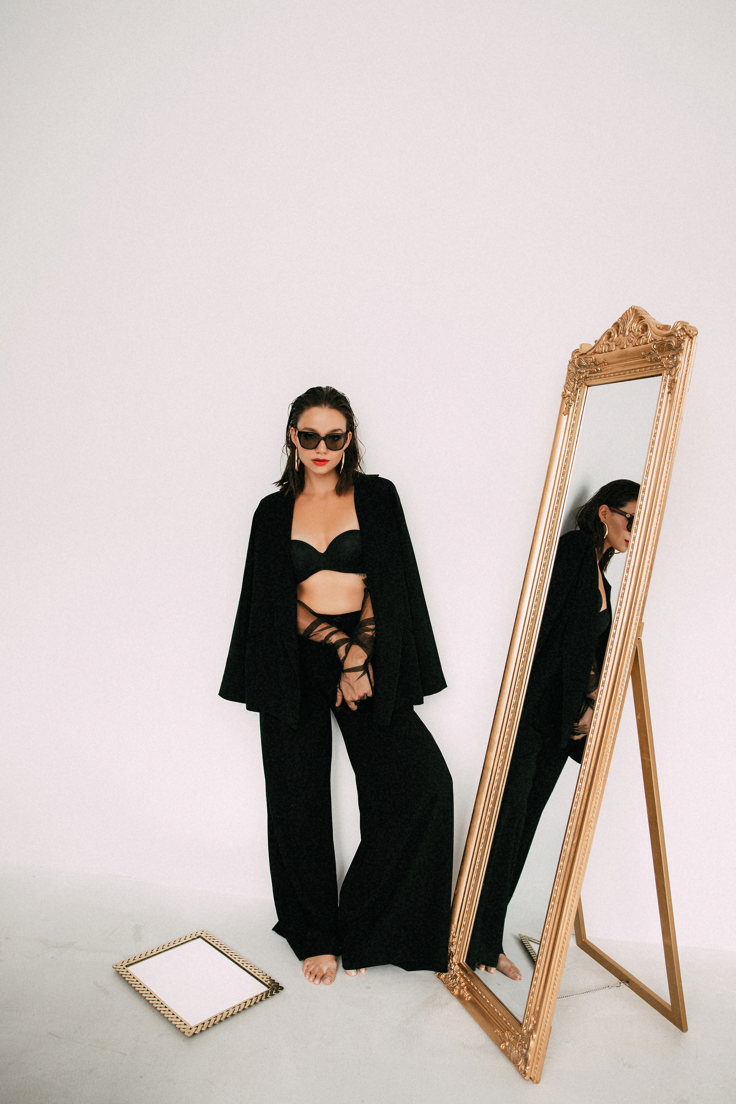 Саша. Главная