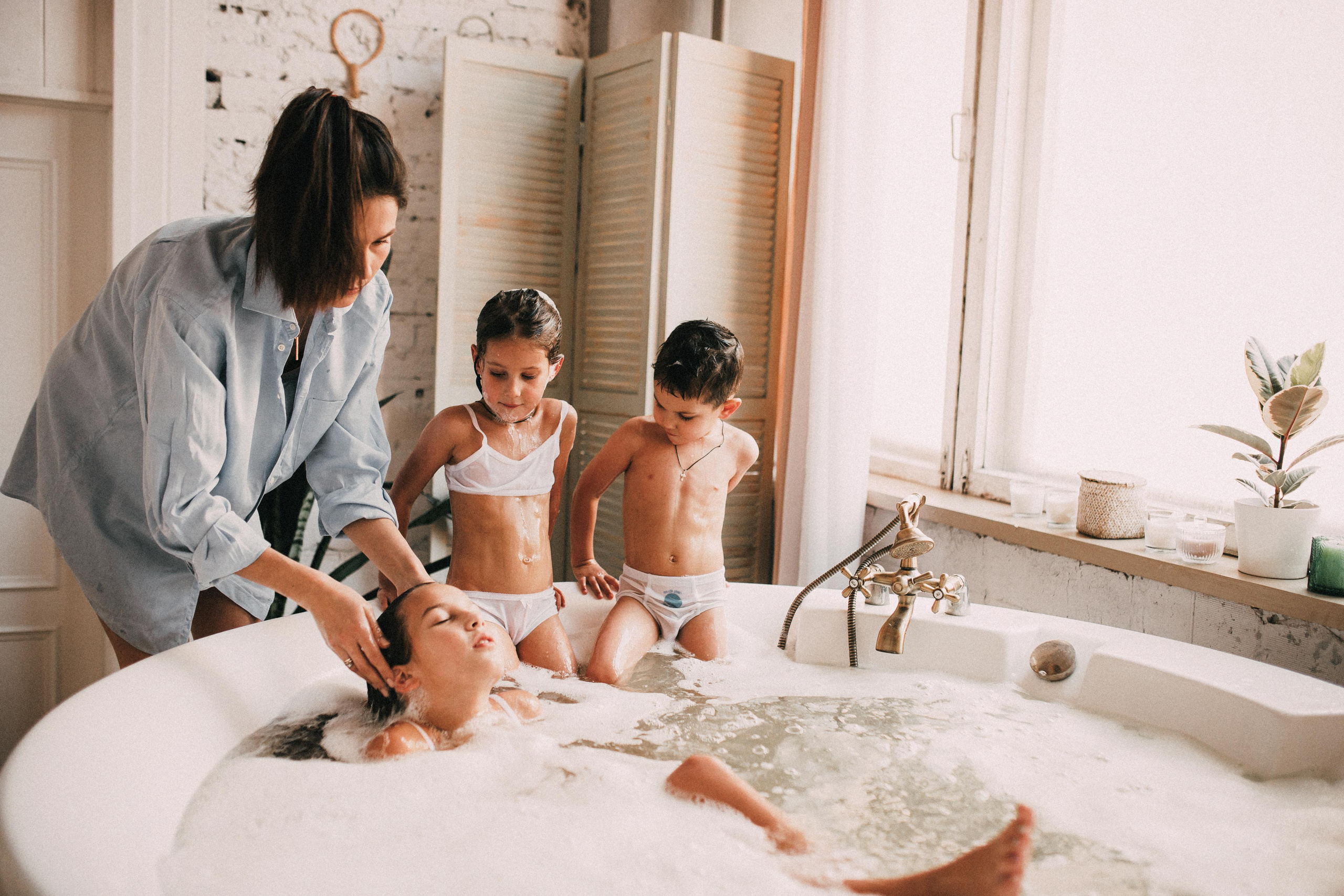 Трое в каноэ. Главная