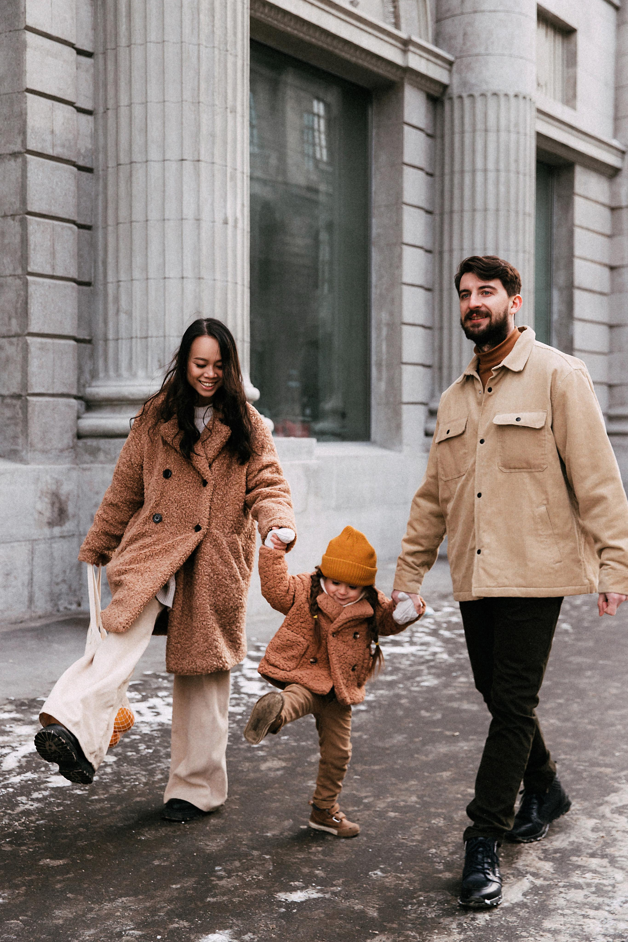 Антон, Линь и Марианна. Главная