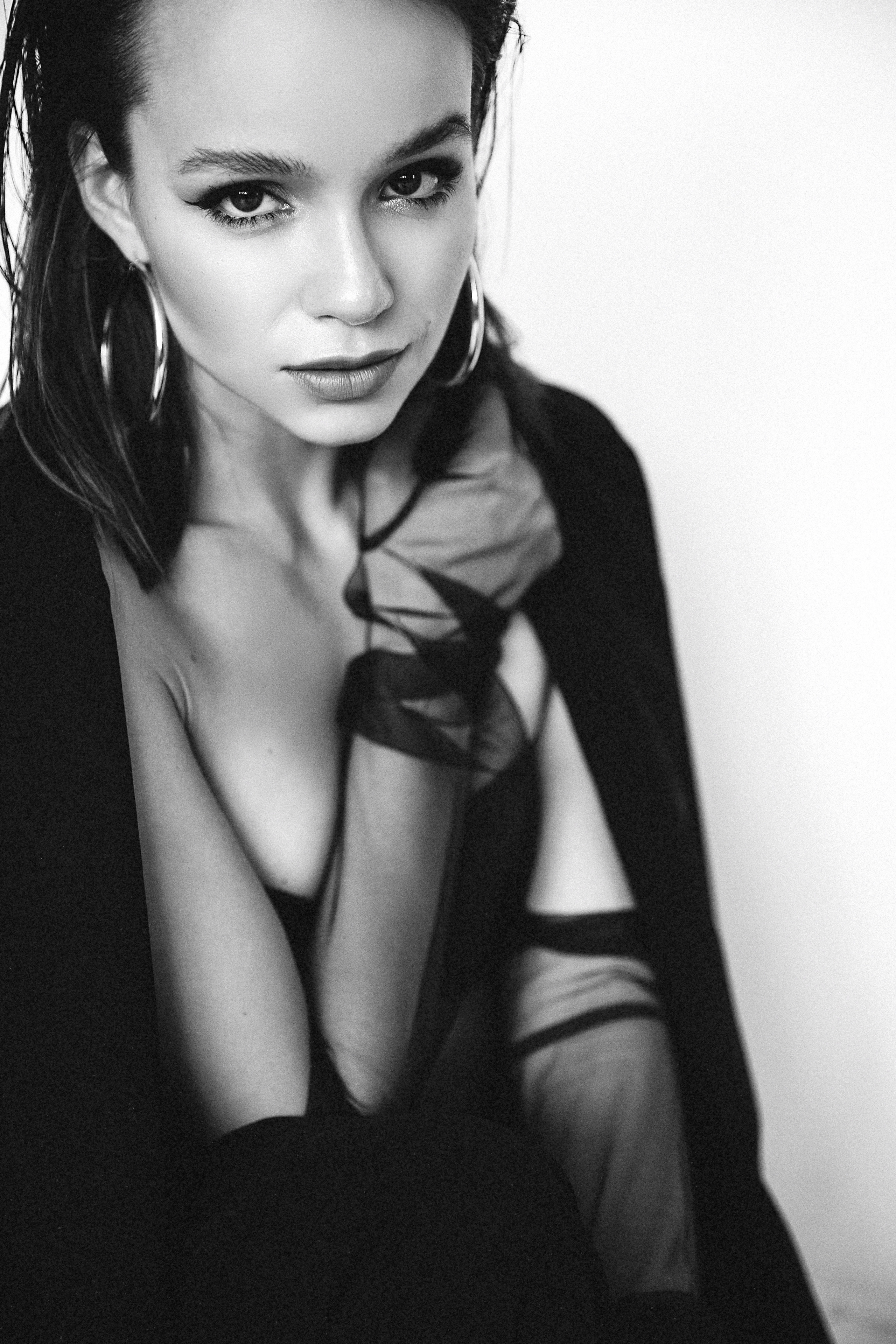 Саша. Главная