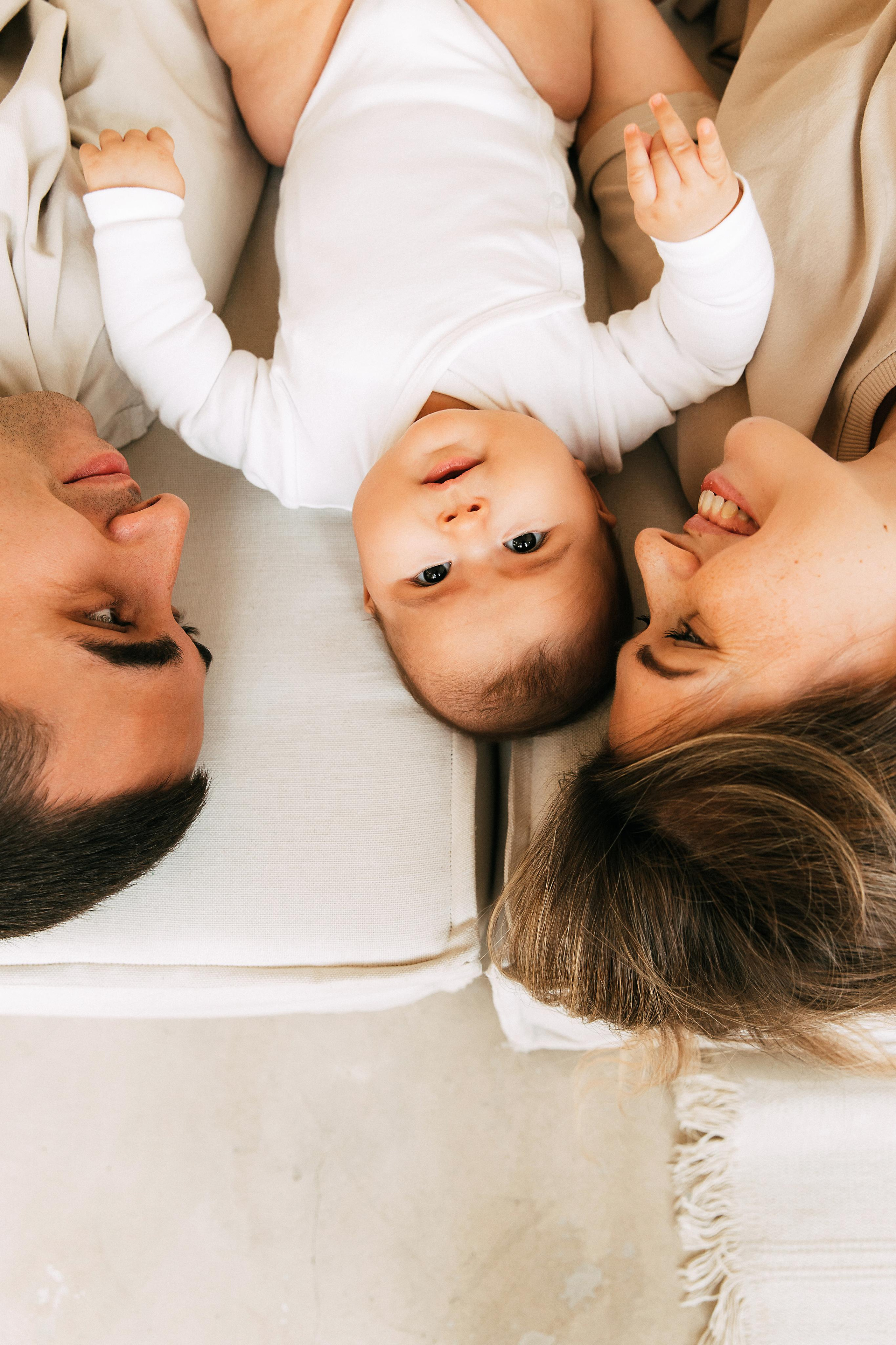 Лёня и его семья. Главная