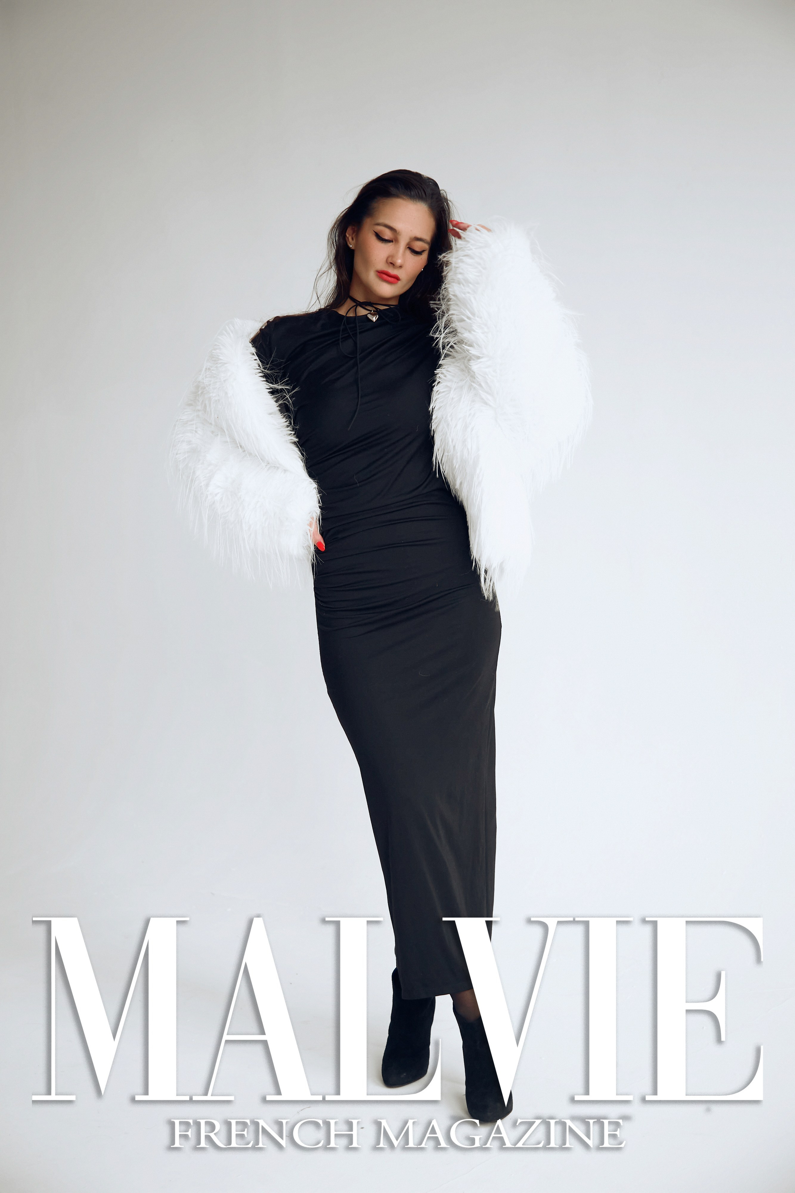 Журнал MALVIE Montpellier, France. Портретный фотограф в Москве Валя Дмитрук