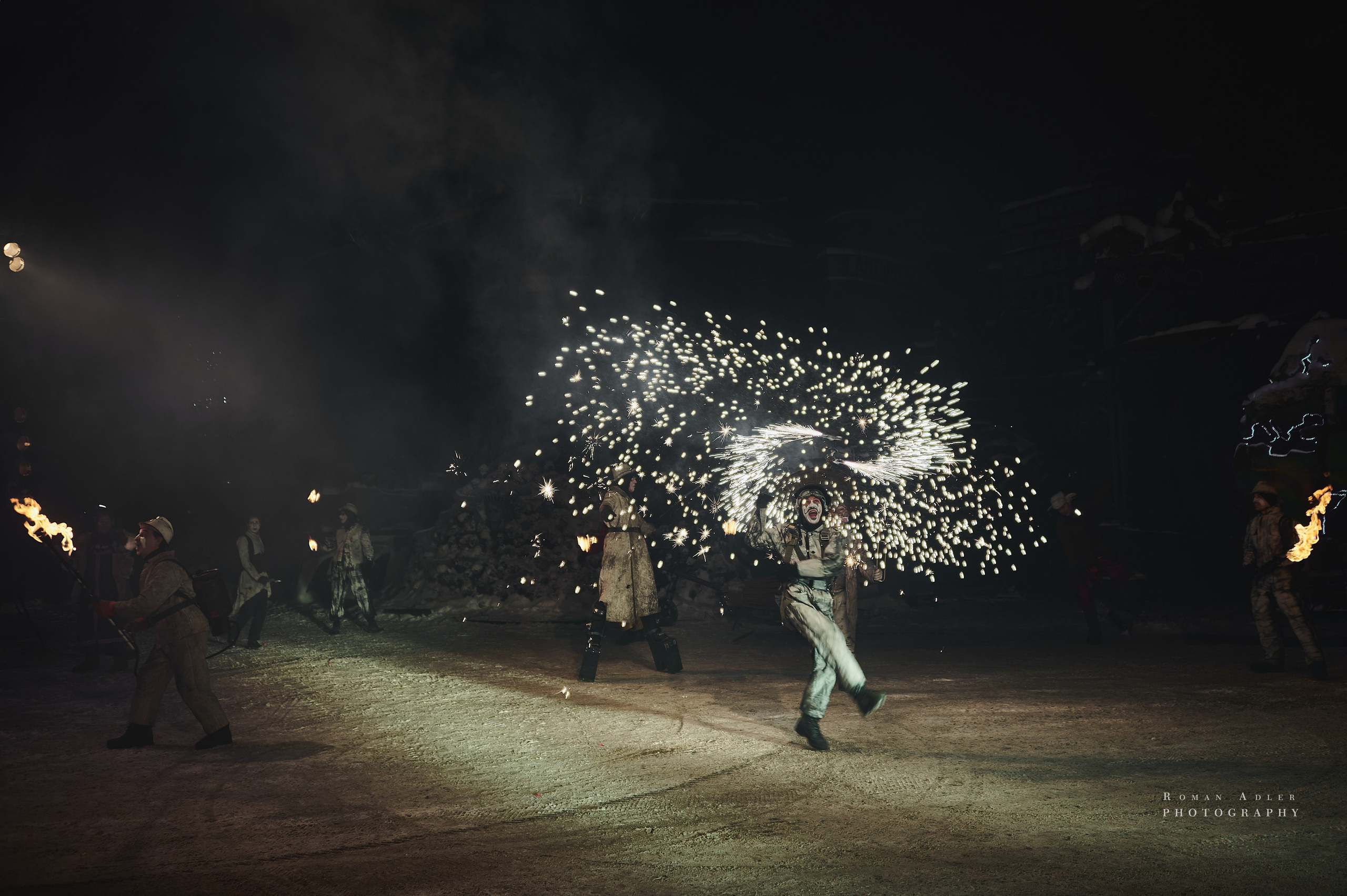 Новогодняя сказка от Ночных волков. Фотограф Роман Адлер