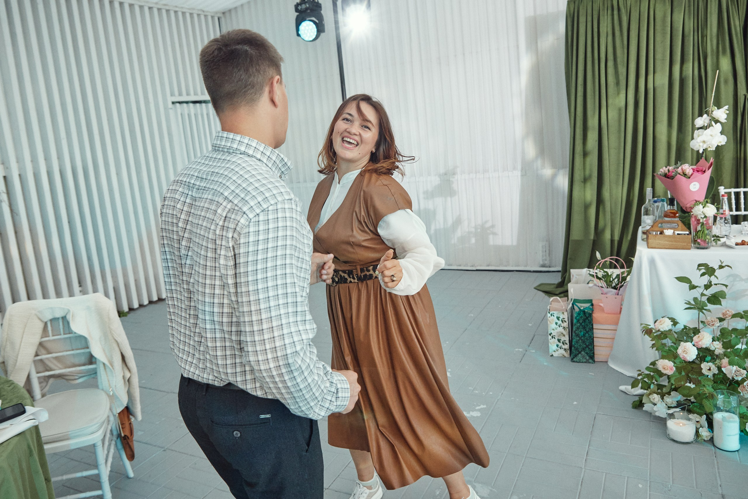 Счастье здесь. Свадебный фотограф Антон Артюшин. Работаю в Нижнем Новгороде и Москве