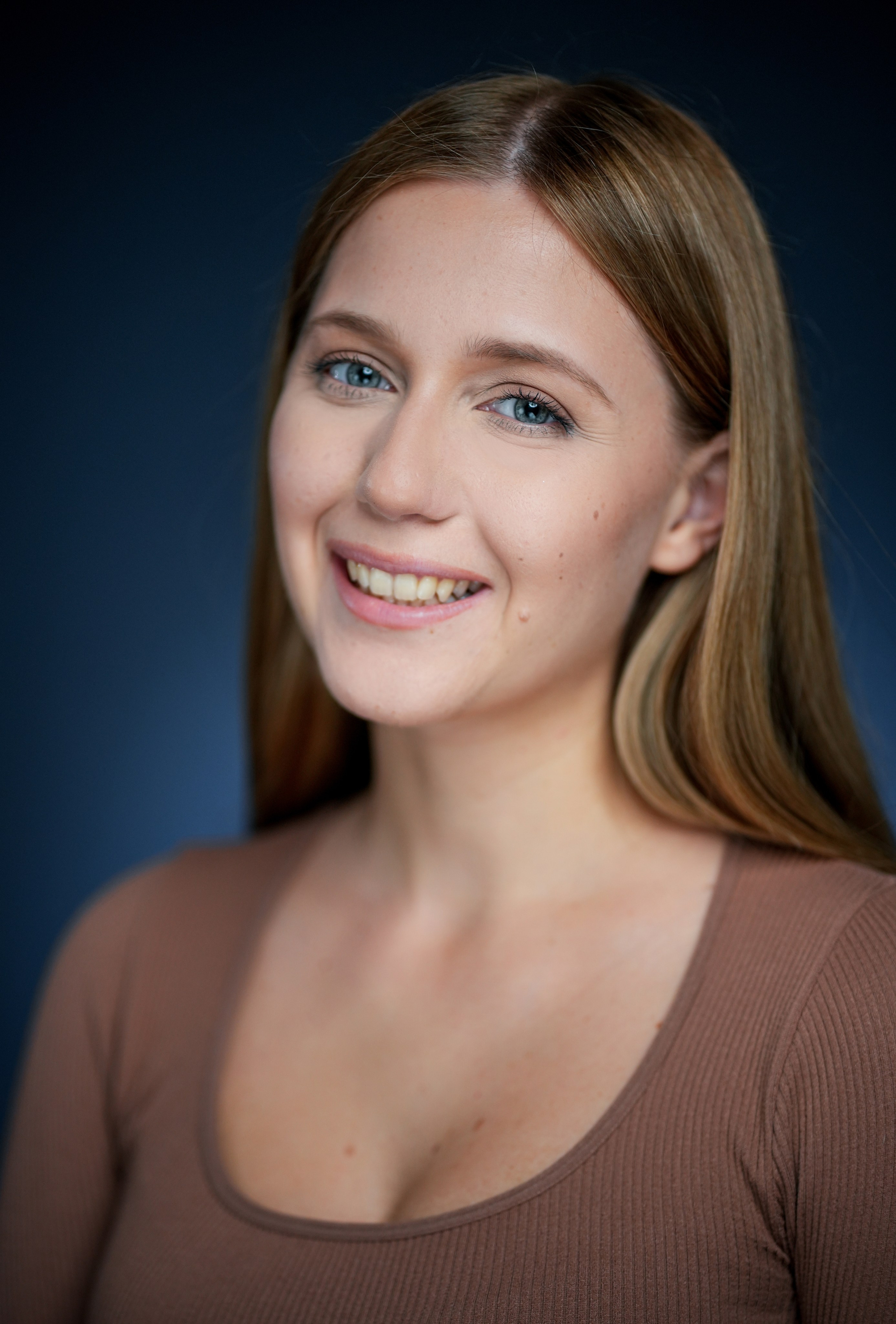 Актриса Женя Макеева. Портретная съемка в Москве, студийный фотограф Игорь Фомин