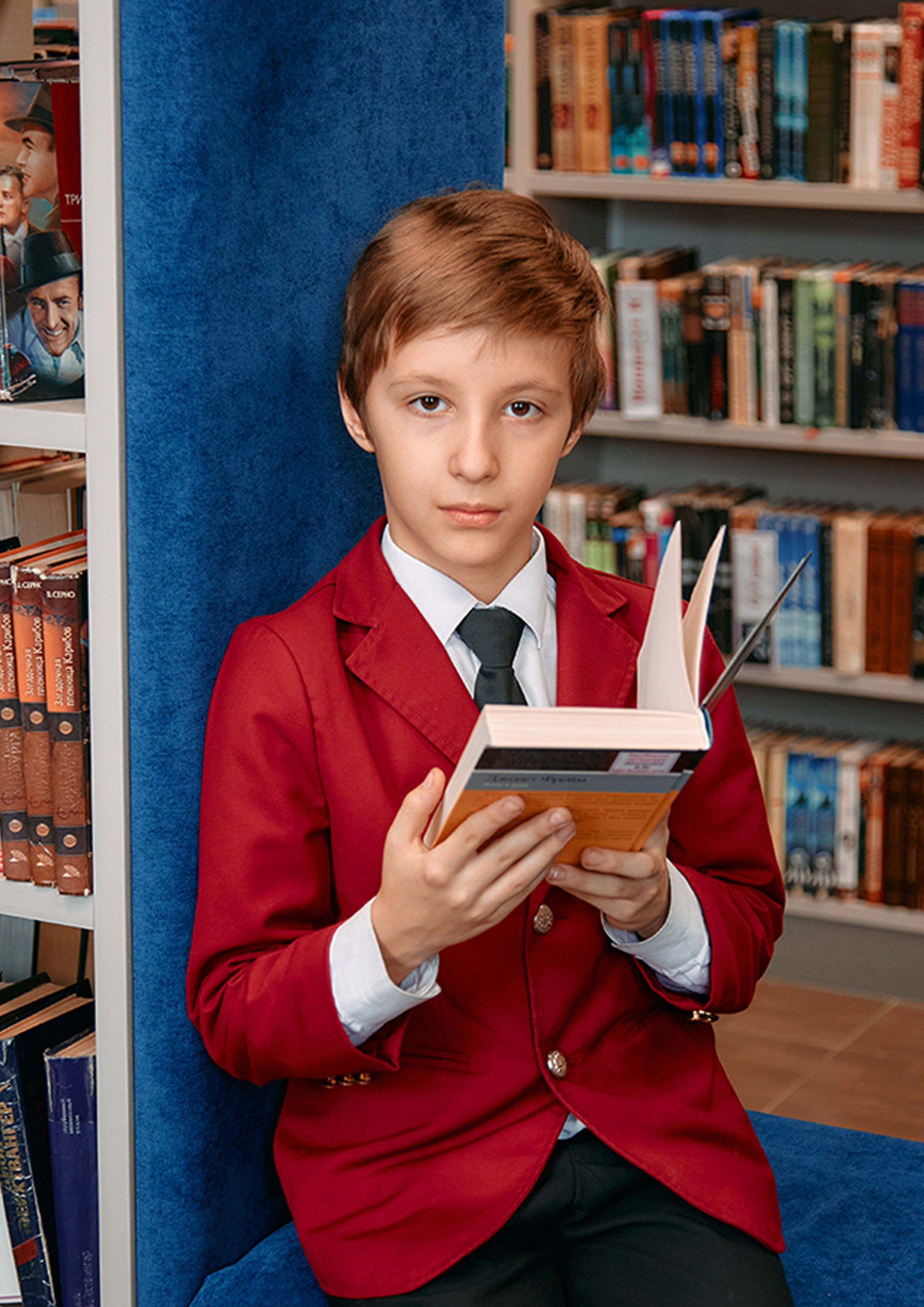 ФОТОСЕССИЯ в библиотеке. Школьная фотография в Санкт-Петербурге, выпускные альбомы, фотосессии