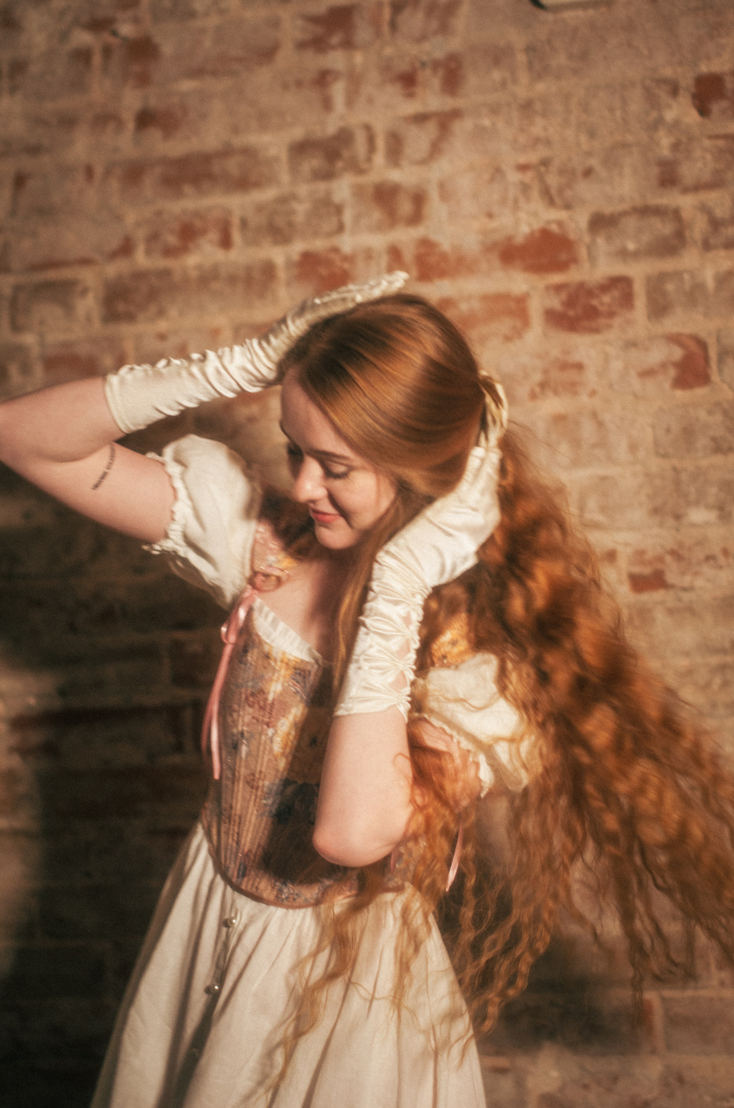 Героиня романа. Денисова Аля — фотограф для парных съемок и индивидуальных историй в Барнауле