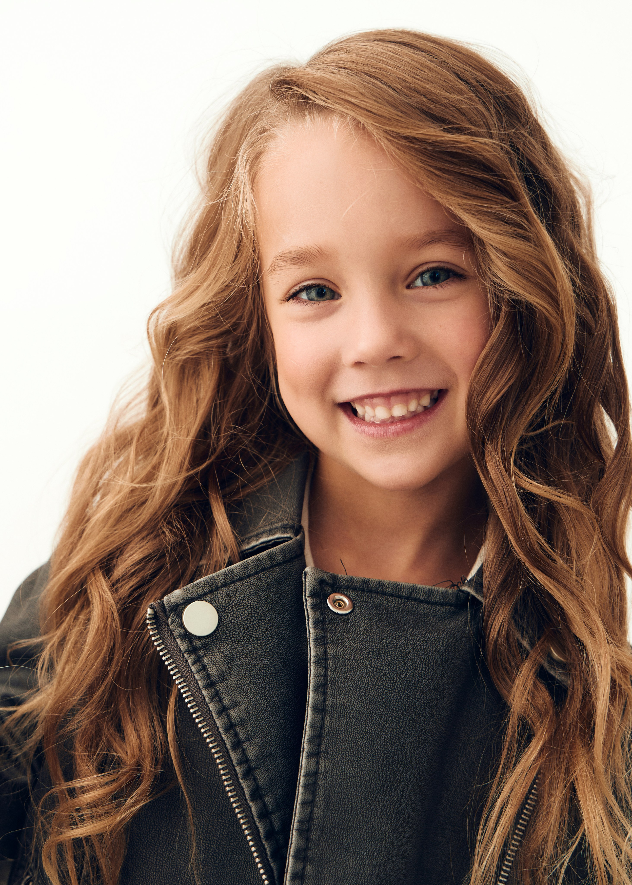 Девочка модель Лина В. в СПб