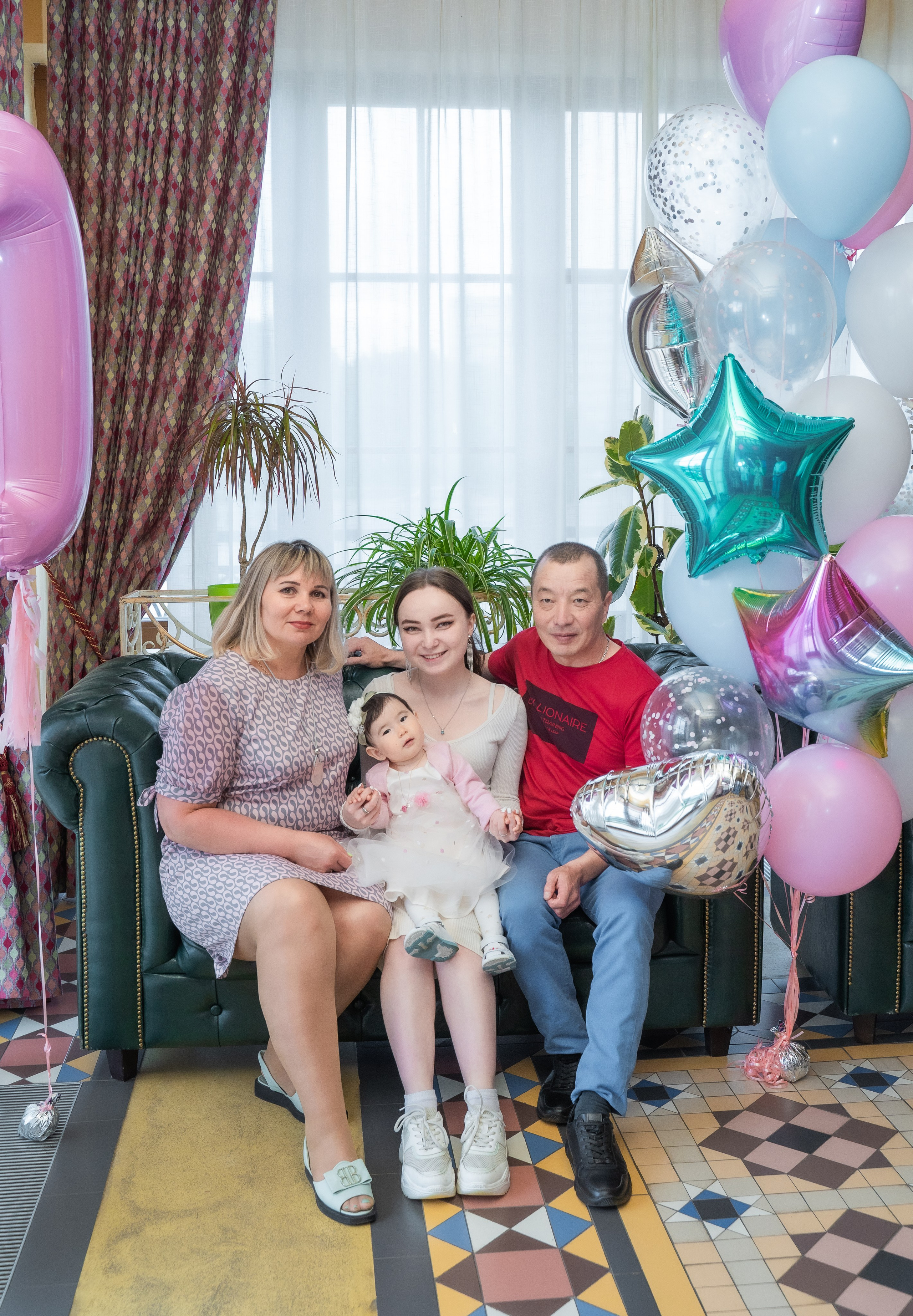 Фотограф на детский день рождения в Москве — заказать съемку праздника