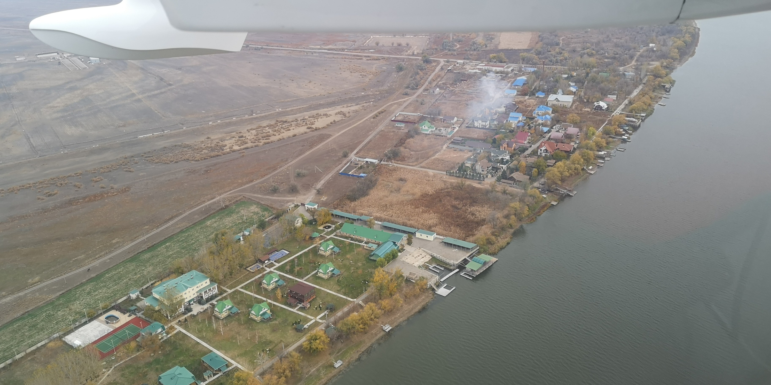 Каспийское море (наука на Ла-8) (2021 г.). Фотоальбом показывающий увлекательный мир авиации и мир медведей Андрея Иванова