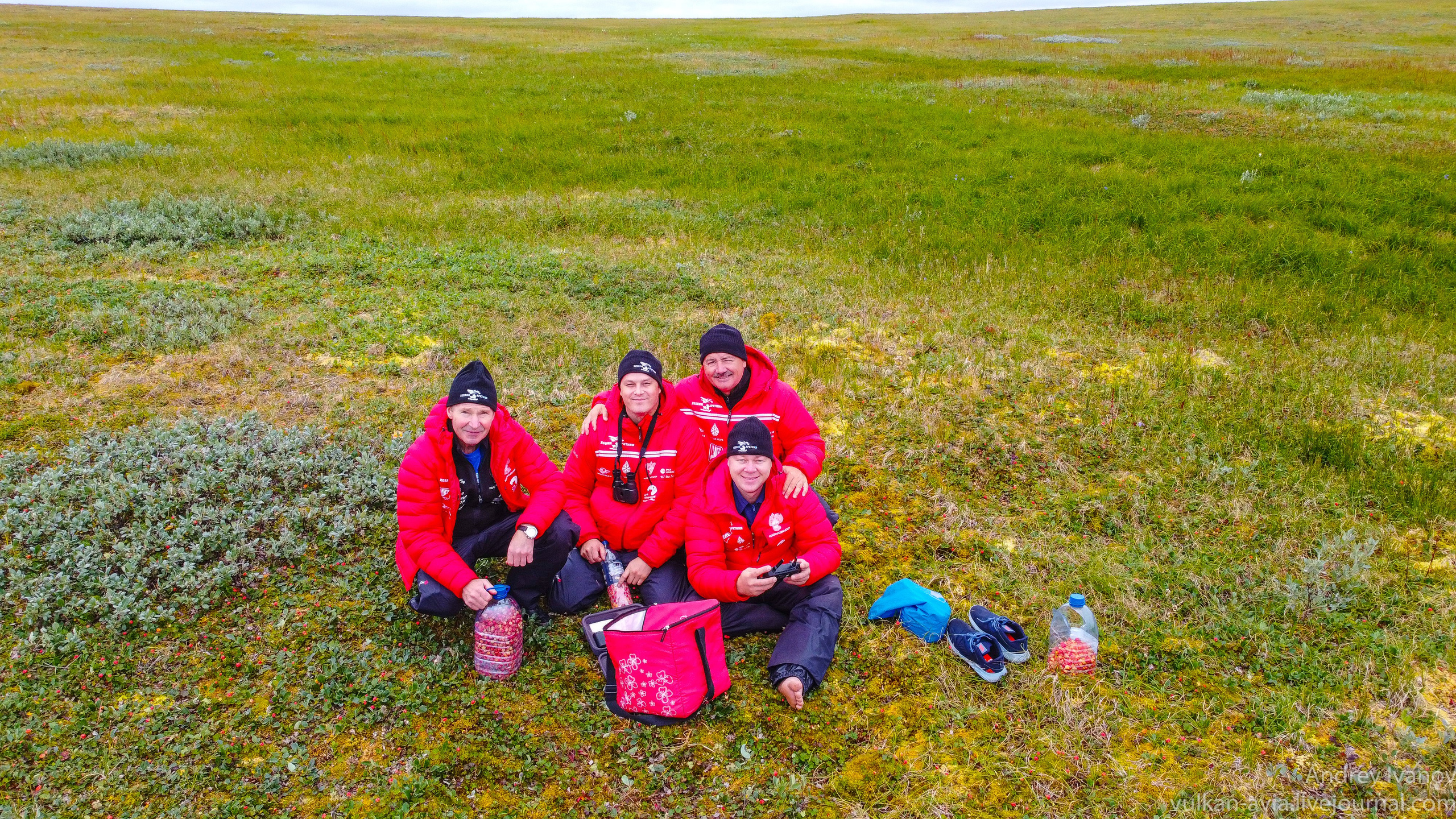 Амдерма — наука (2020 г.). Фотоальбом показывающий увлекательный мир авиации и мир медведей Андрея Иванова