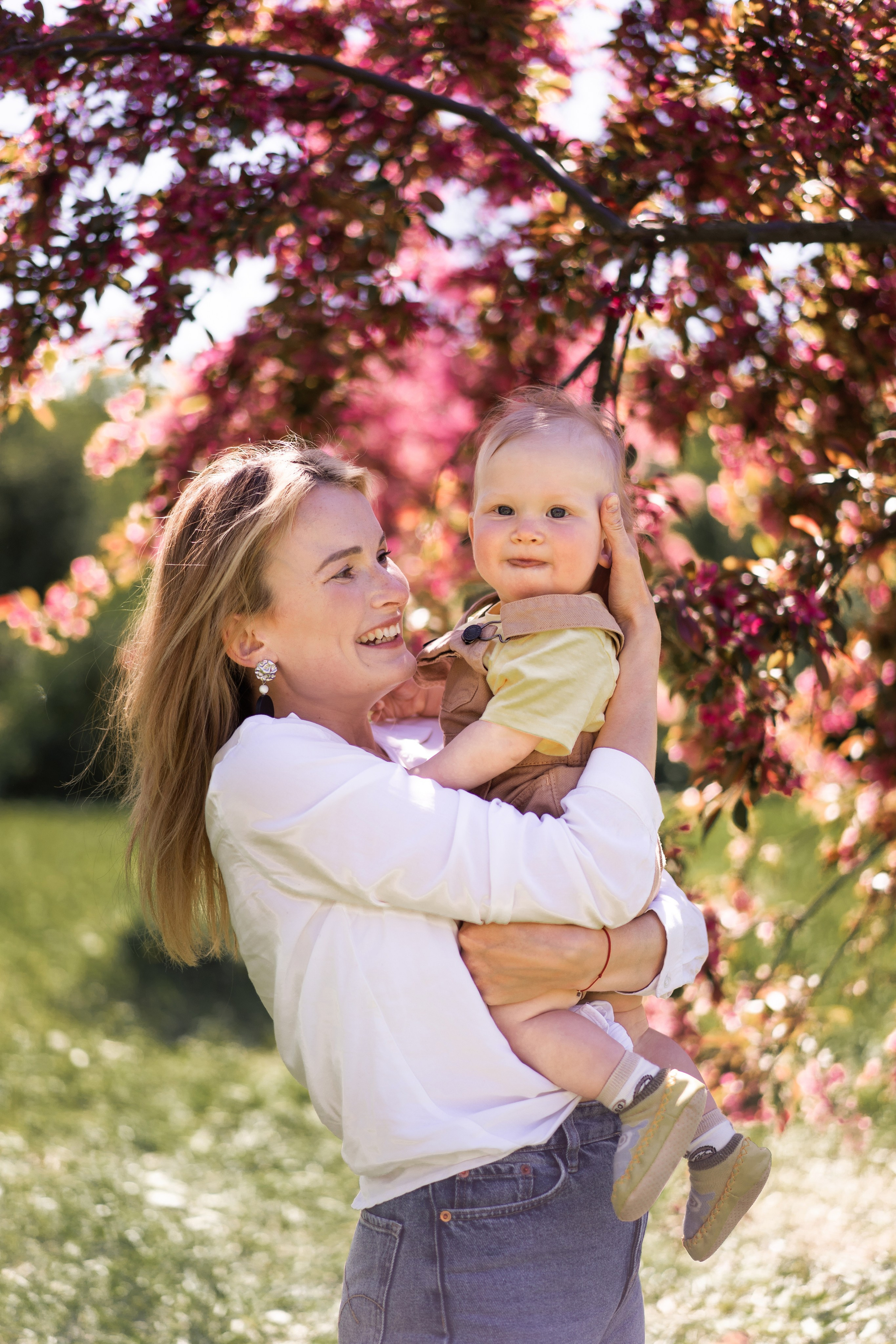 Прогулка в яблоневом саду. Семейный и детский фотограф в Санкт-Петербурге Дарина Герчиу
