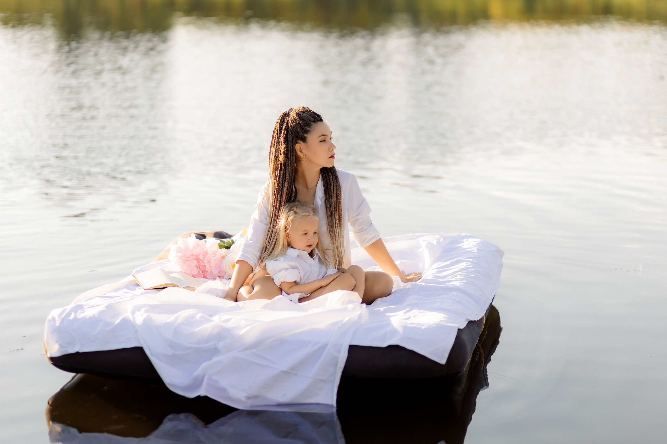 Фотосессия на матрасе