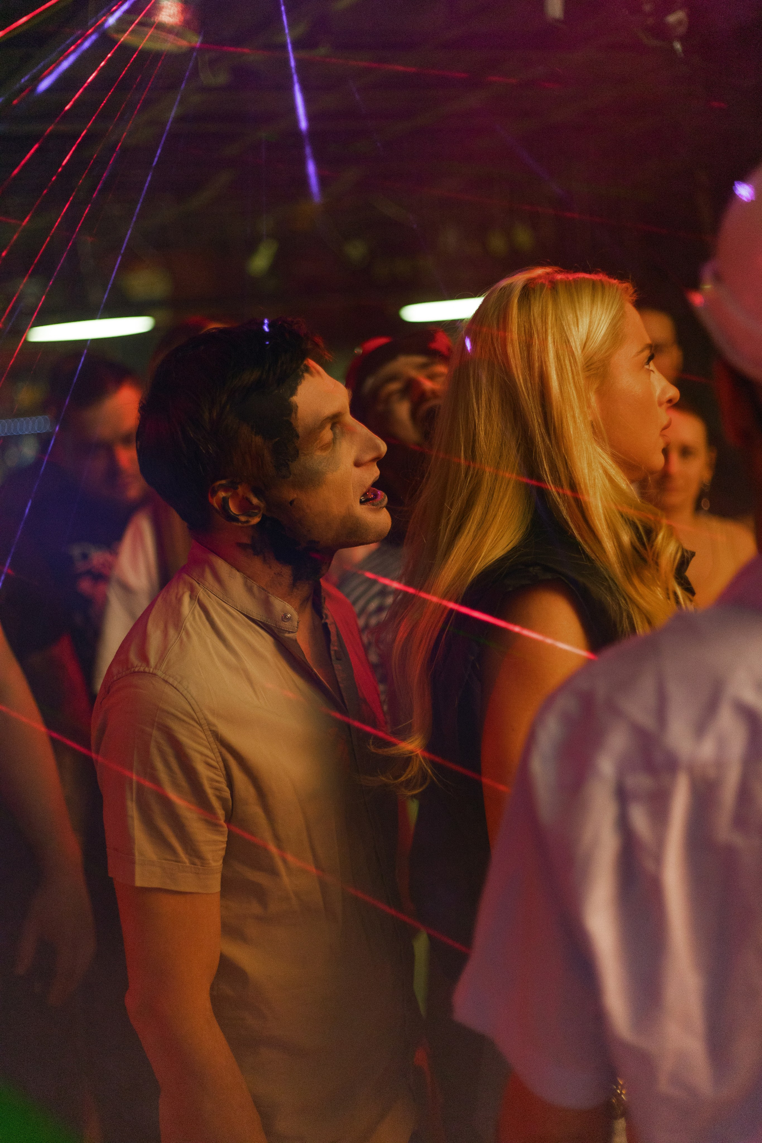 Бэкстейдж со съёмок фильма «Третья смена». Фотограф Александр Закадычный | Таганрог