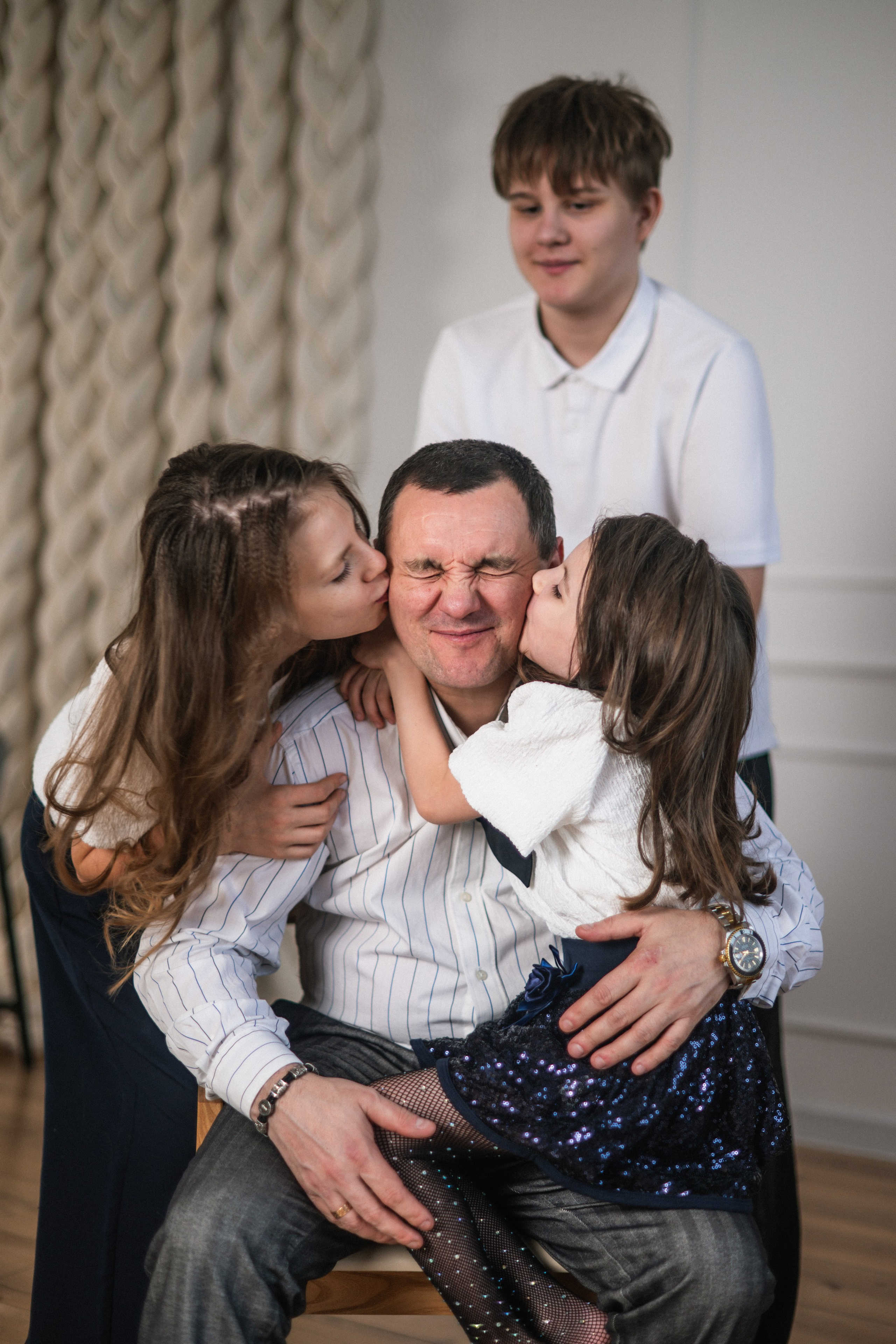 Семейная Фотосессия. Я Ольга Казанцева, фотографирую снимаю ваши киноистории и печатаю фото и цифровые портреты на холсте