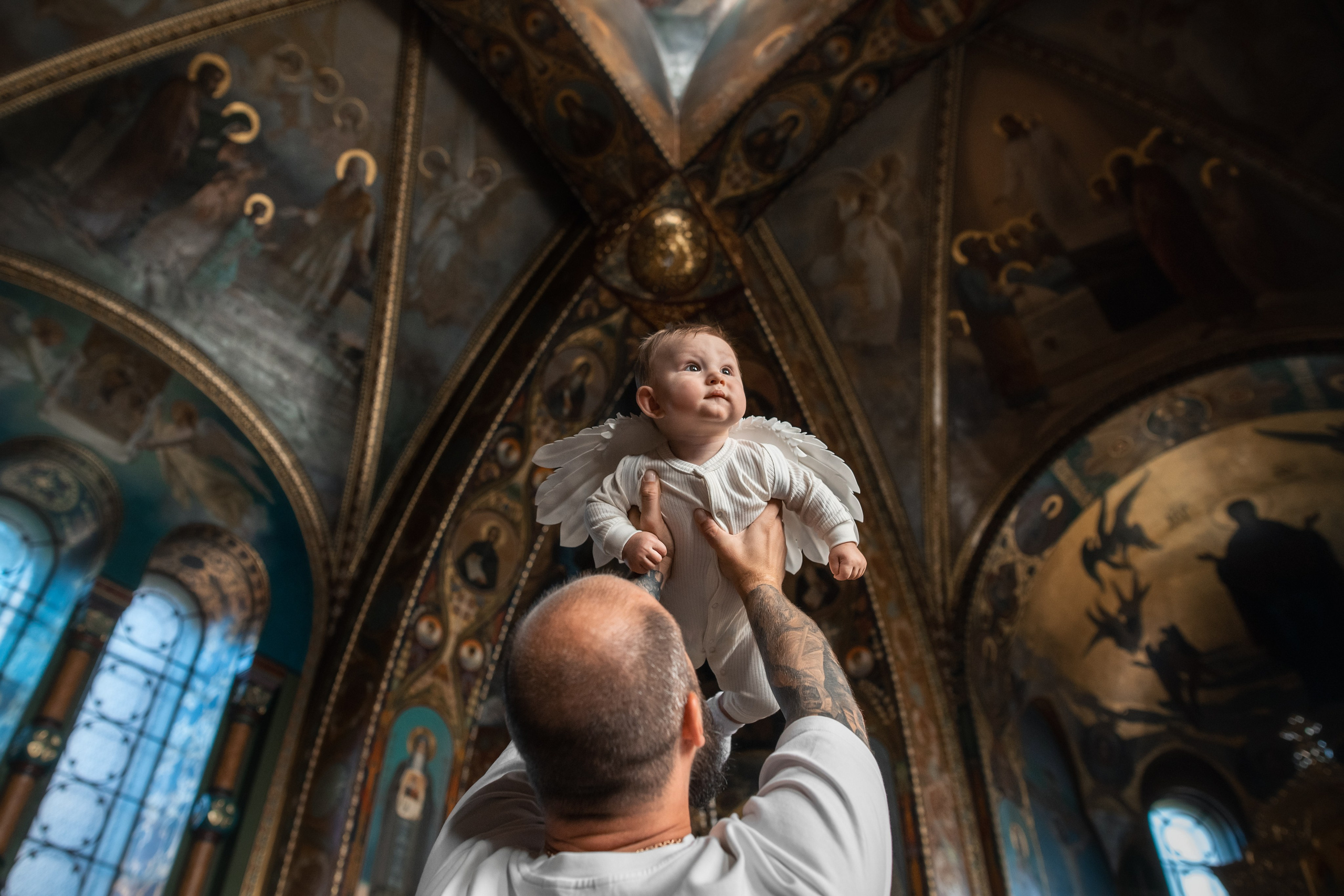 Крещение в Успенском храме. Фотограф на крещение и венчание, семейный фотограф в Санкт-Петербурге