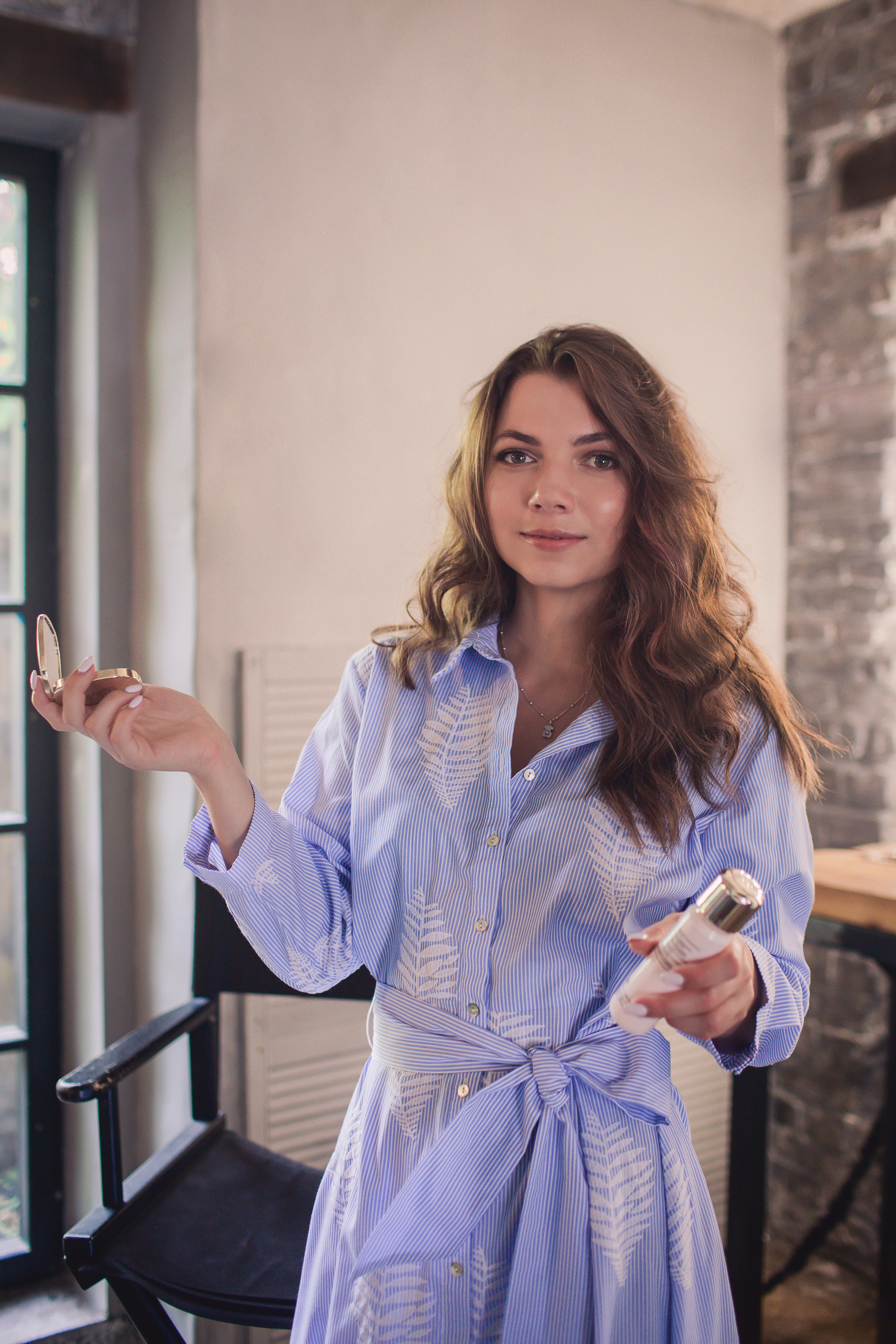 Фотосессия визажиста в студии