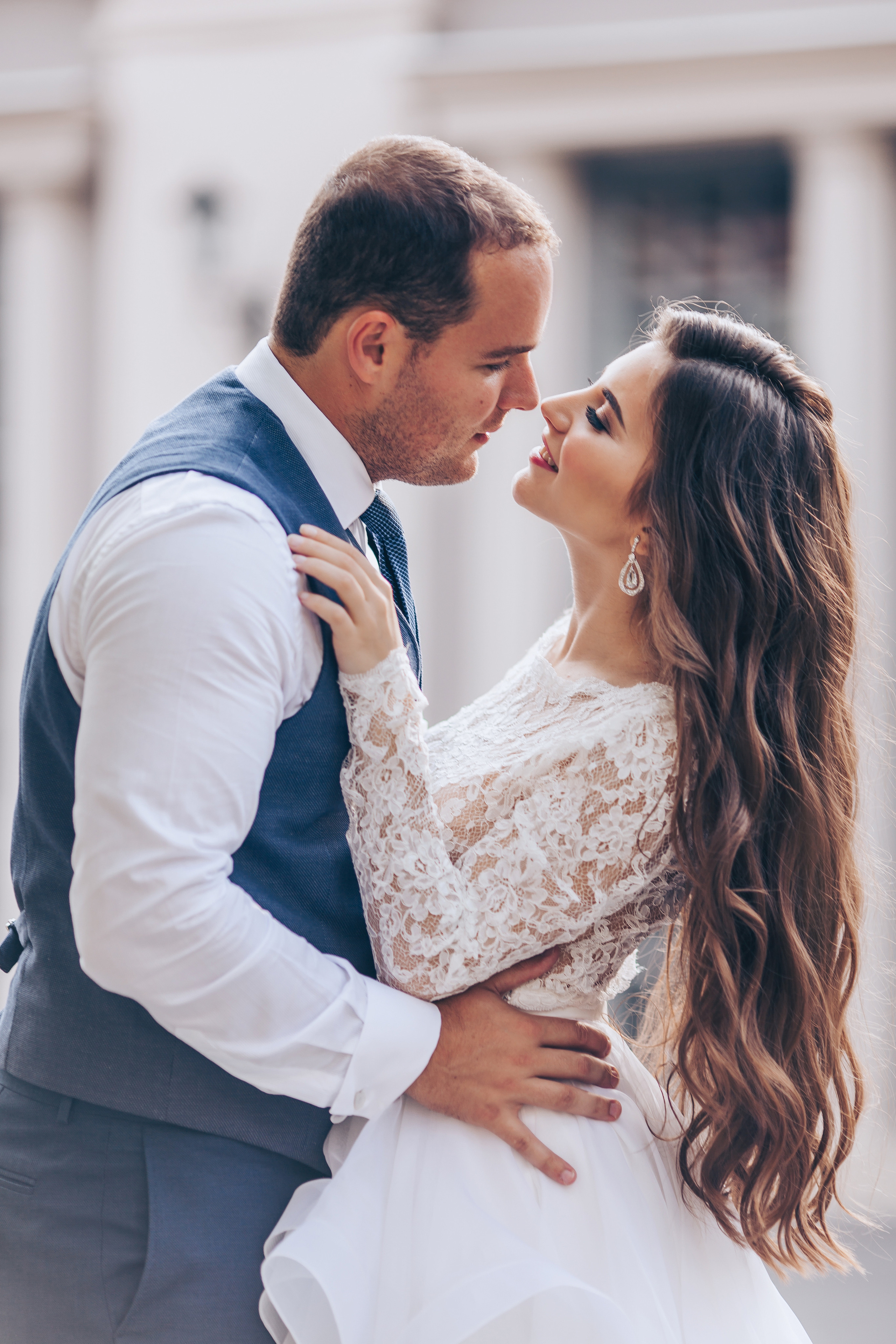 Свадьба Валерии и Антонио. Сборы в Фотостудии ROYAL STUDIO. Семейный фотограф в Москве Наталья Чуб, заказать Фотокнигу