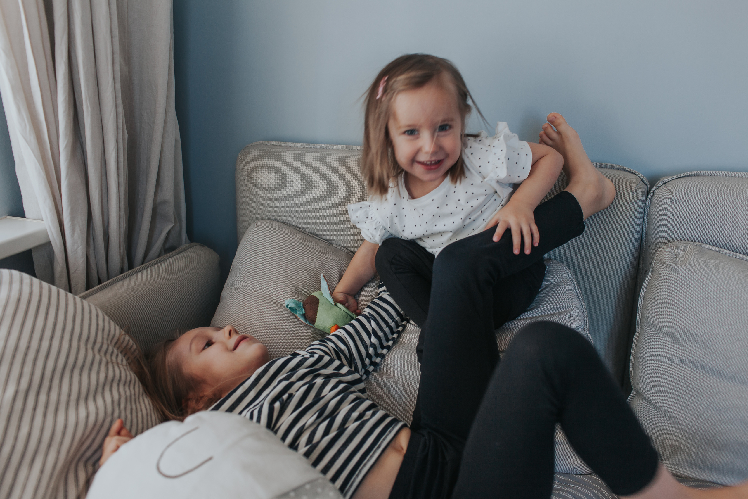 Семейная фотосессия дома. Семейный фотограф в Москве Наталья Чуб, заказать Фотокнигу