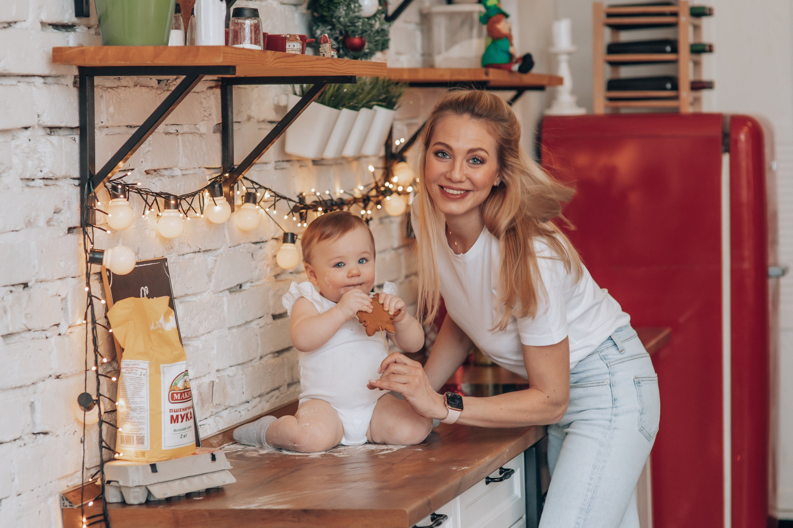Анонс Новогодней съемки {Даша, Соня и бабушка с дедушкой}. Семейный фотограф в Москве Наталья Чуб, заказать Фотокнигу