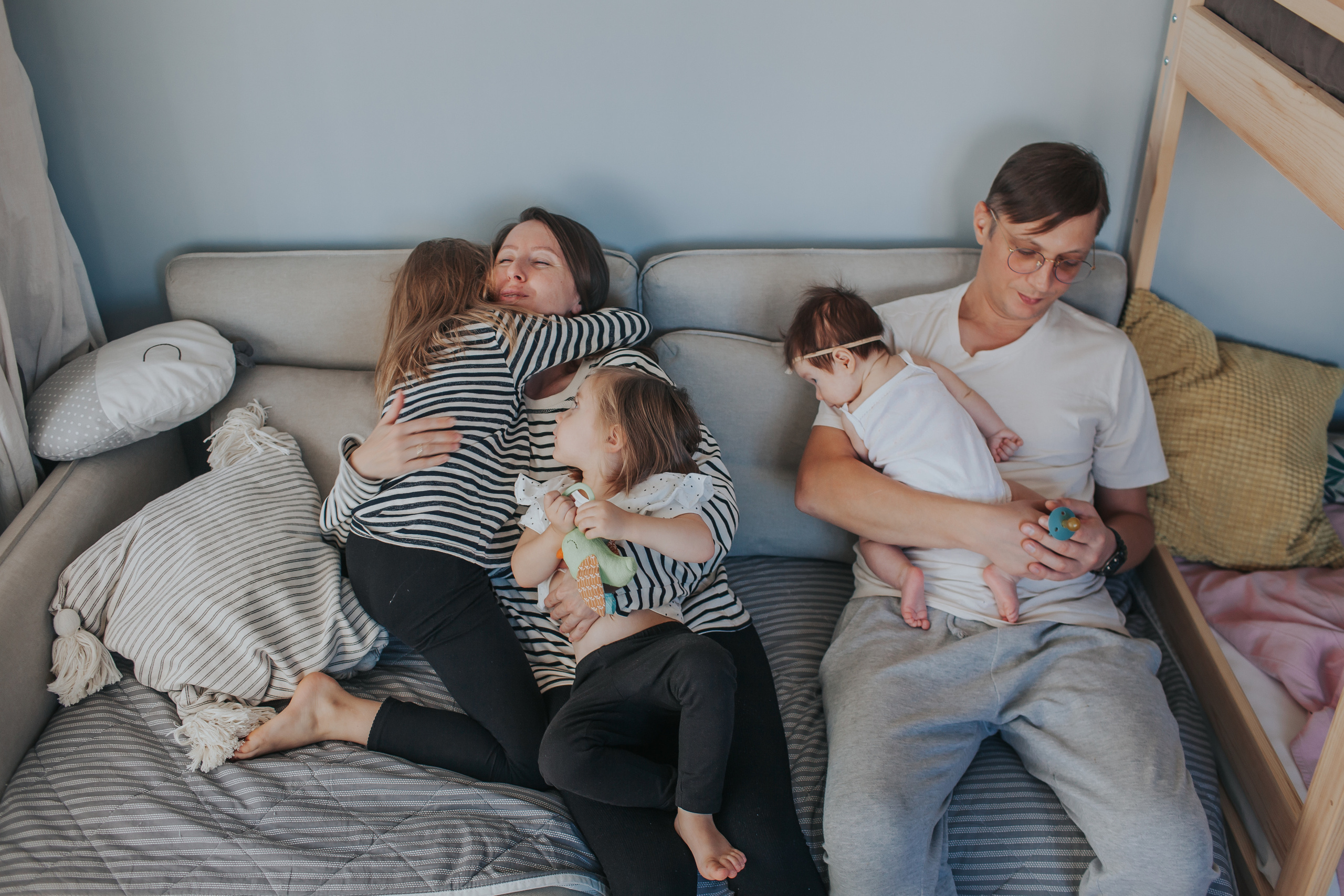 Семейная фотосессия дома. Семейный фотограф в Москве Наталья Чуб, заказать Фотокнигу
