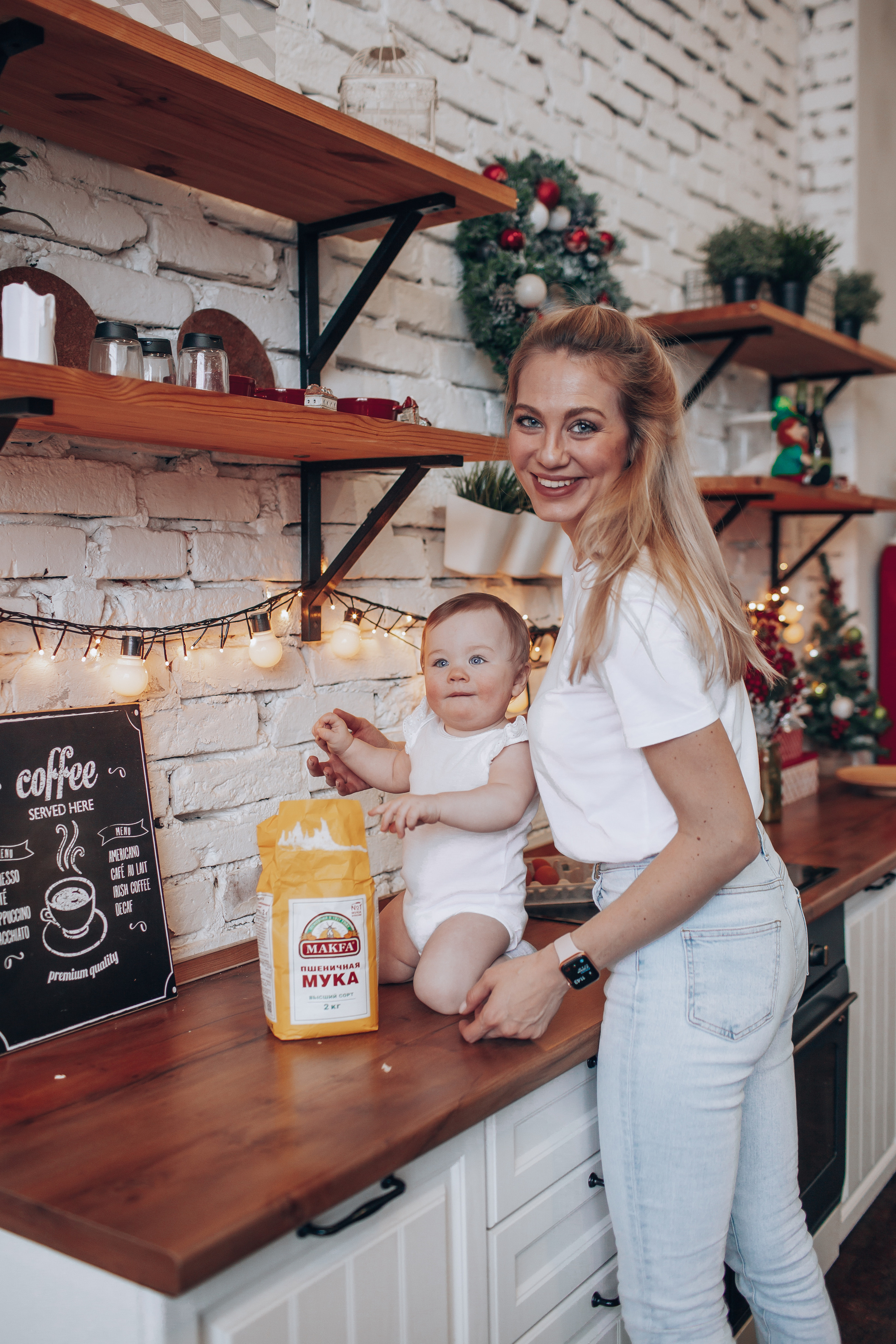 Анонс Новогодней съемки {Даша, Соня и бабушка с дедушкой}. Семейный фотограф в Москве Наталья Чуб, заказать Фотокнигу