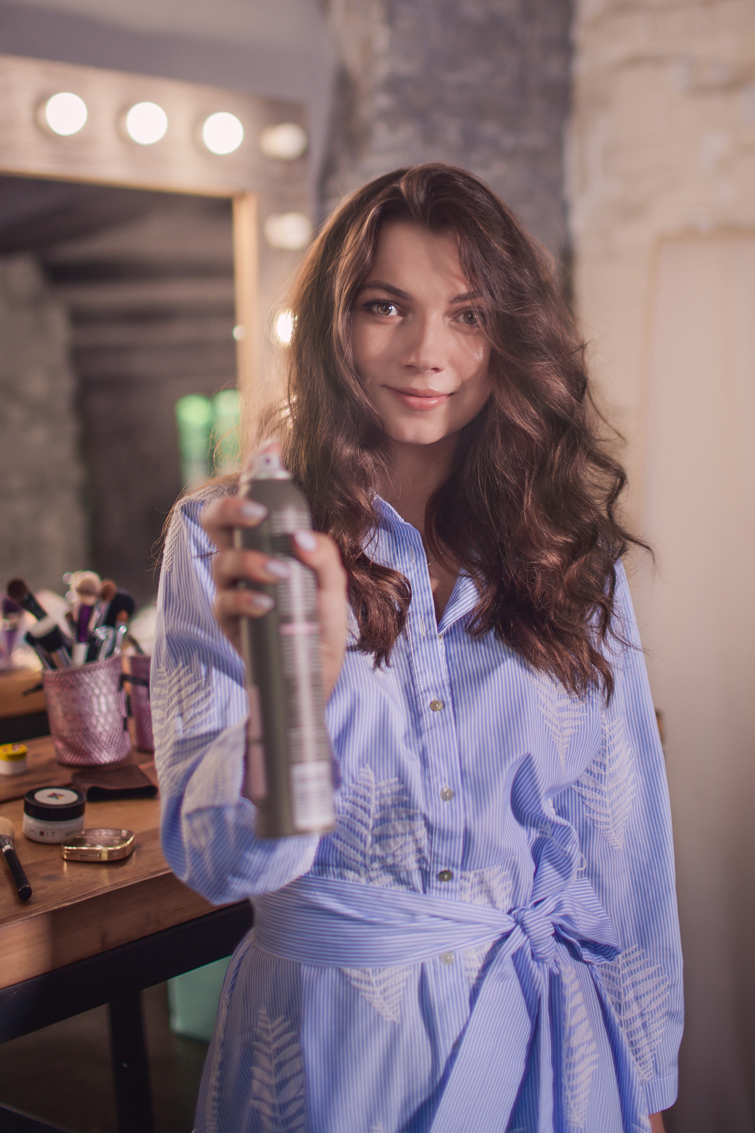 Фотосессия визажиста в студии