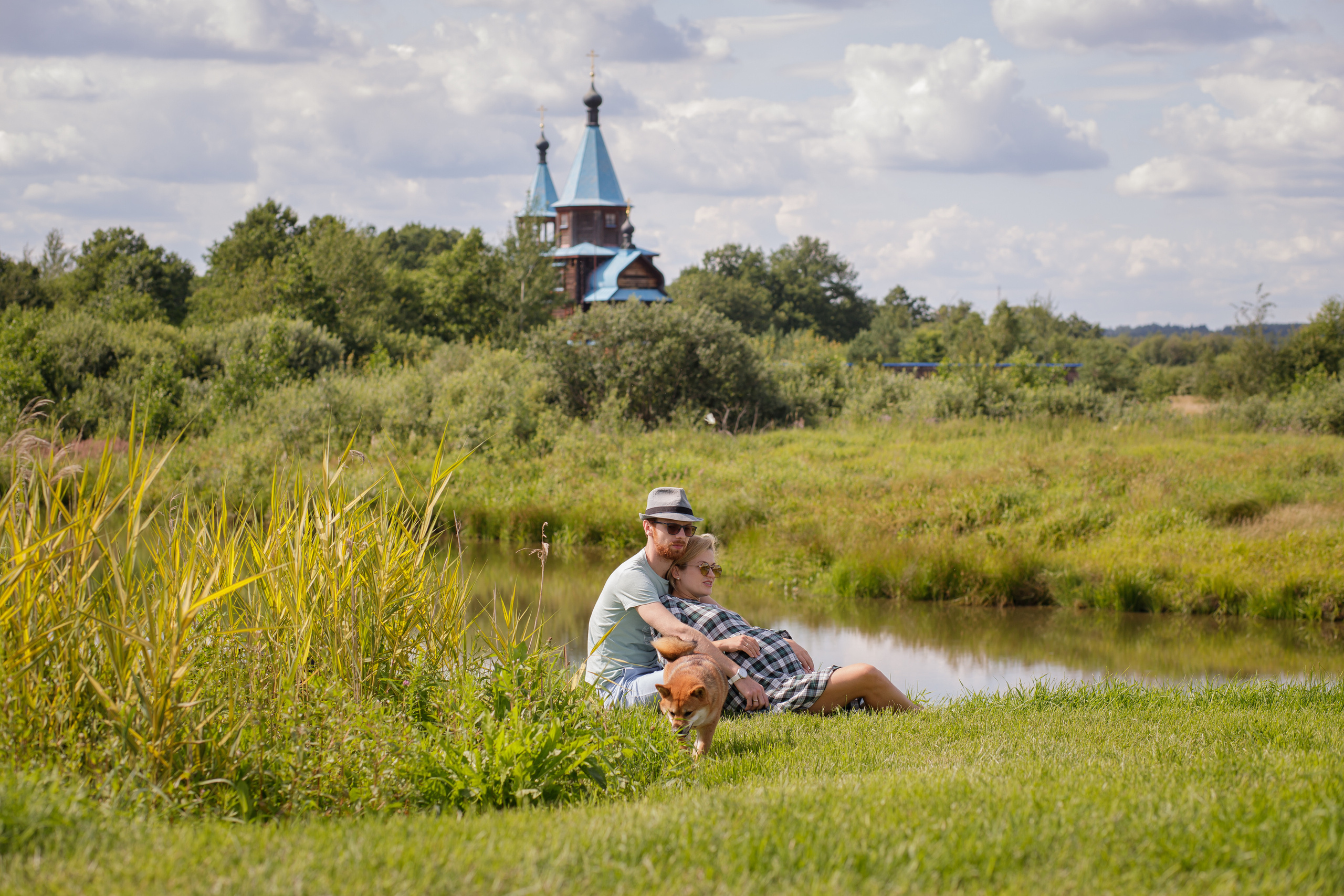 Съемка семейной пары с собакой. Семейный фотограф в Москве Наталья Чуб, заказать Фотокнигу