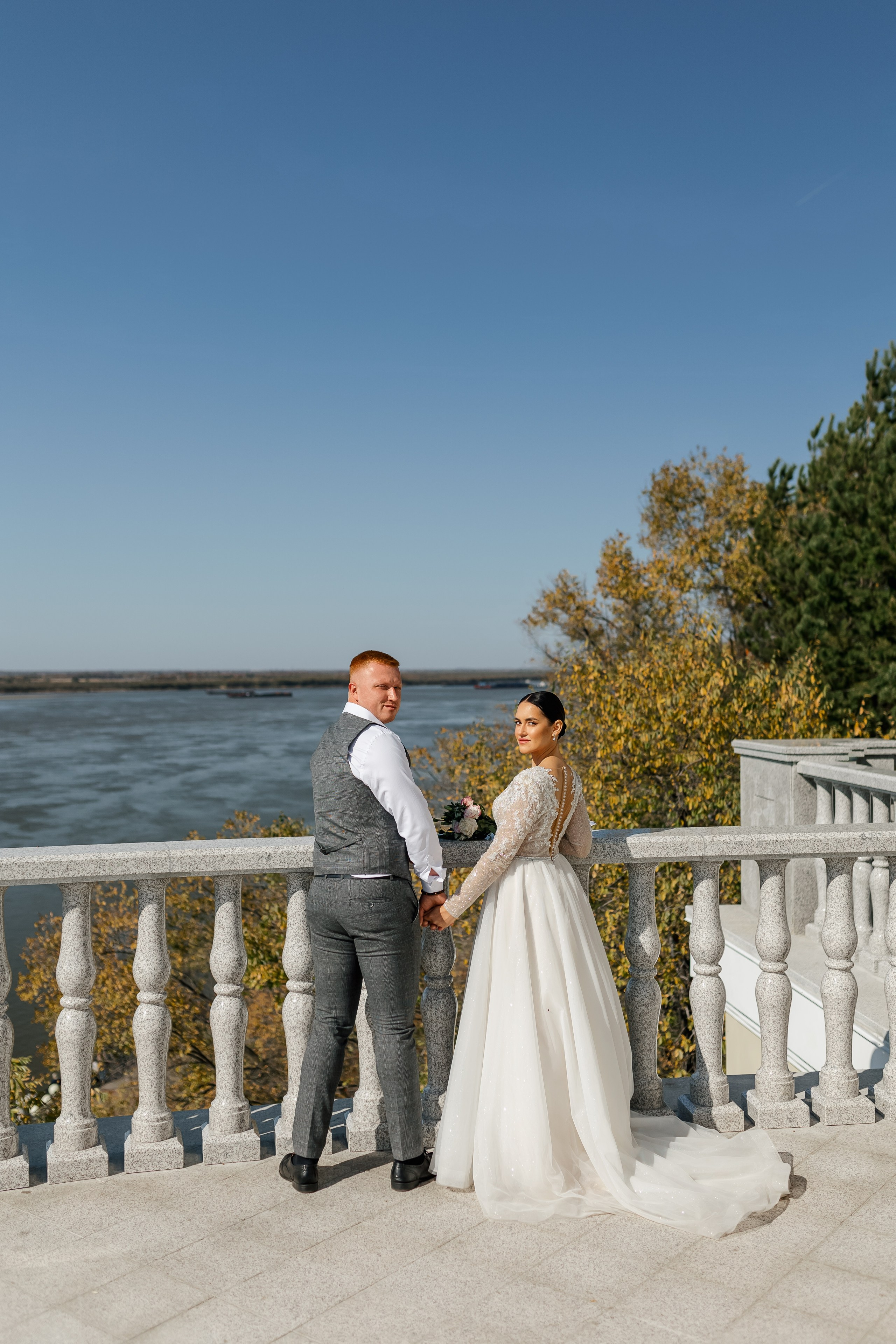 Степан и Алина. Красивая осенняя прогулка. Свадебный фотограф в Хабаровске