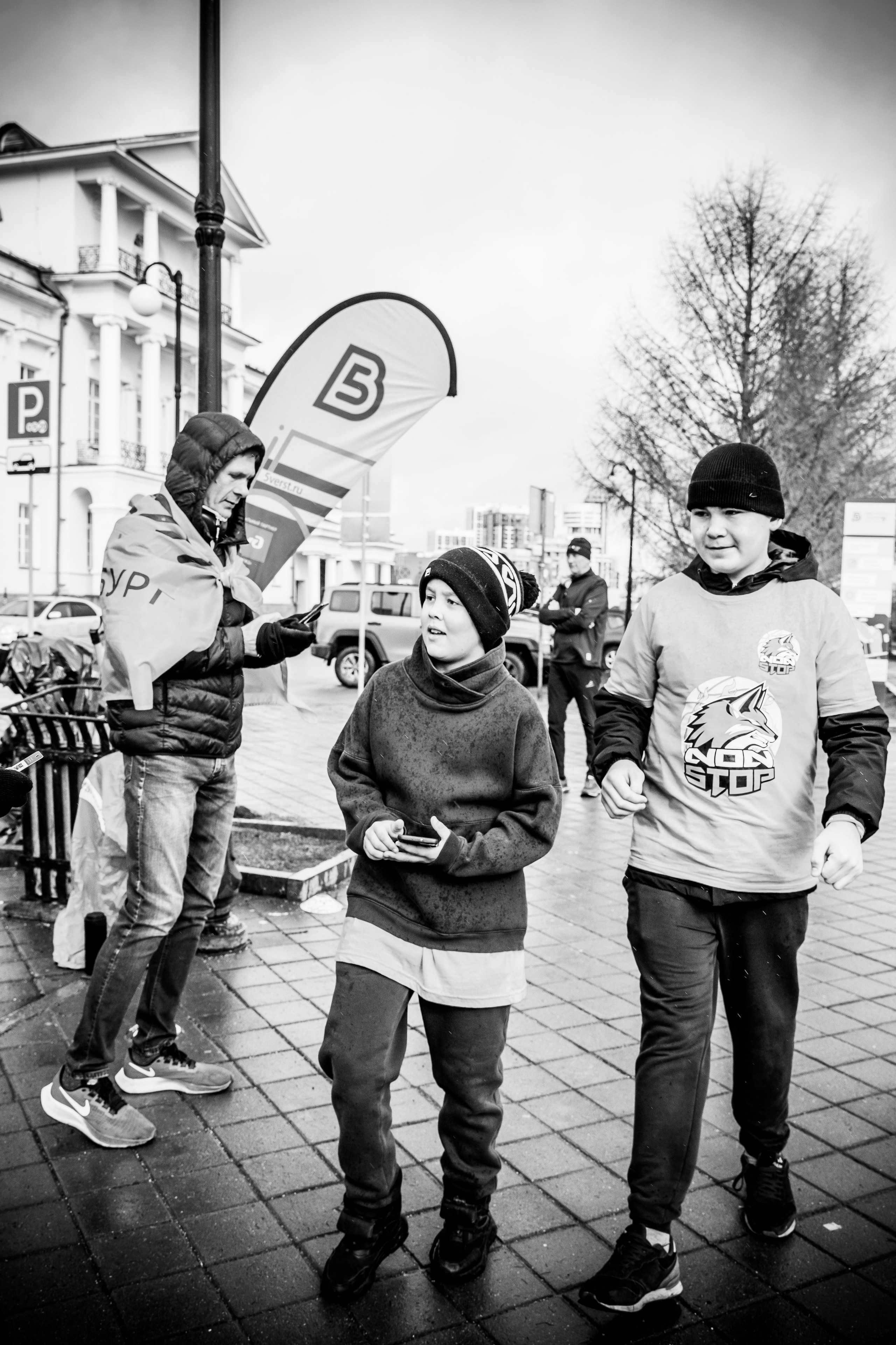 Слава где фотки?