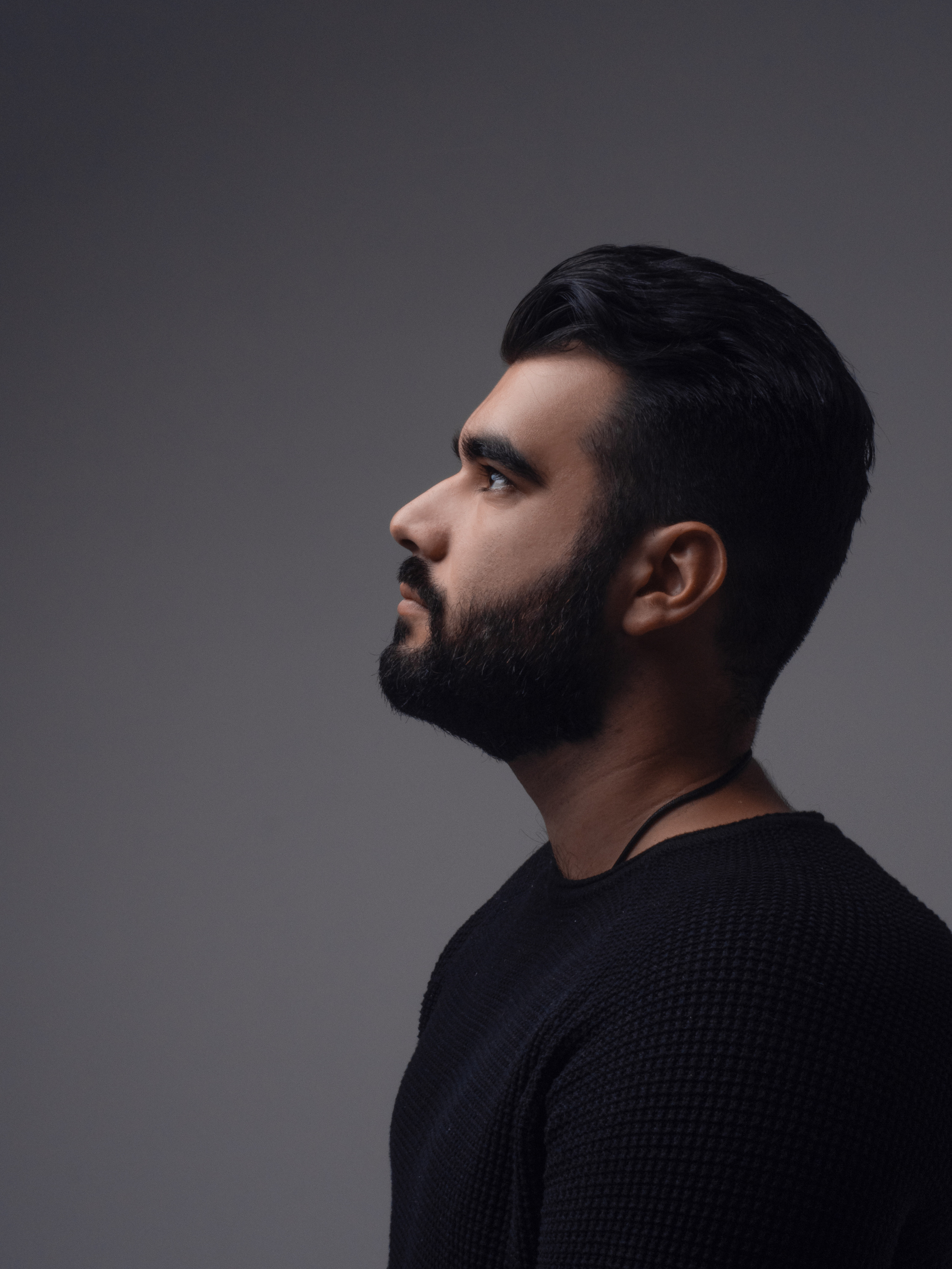 Мужской студийный портрет. Свадебный и репортажный фотограф Элина Козырьянова