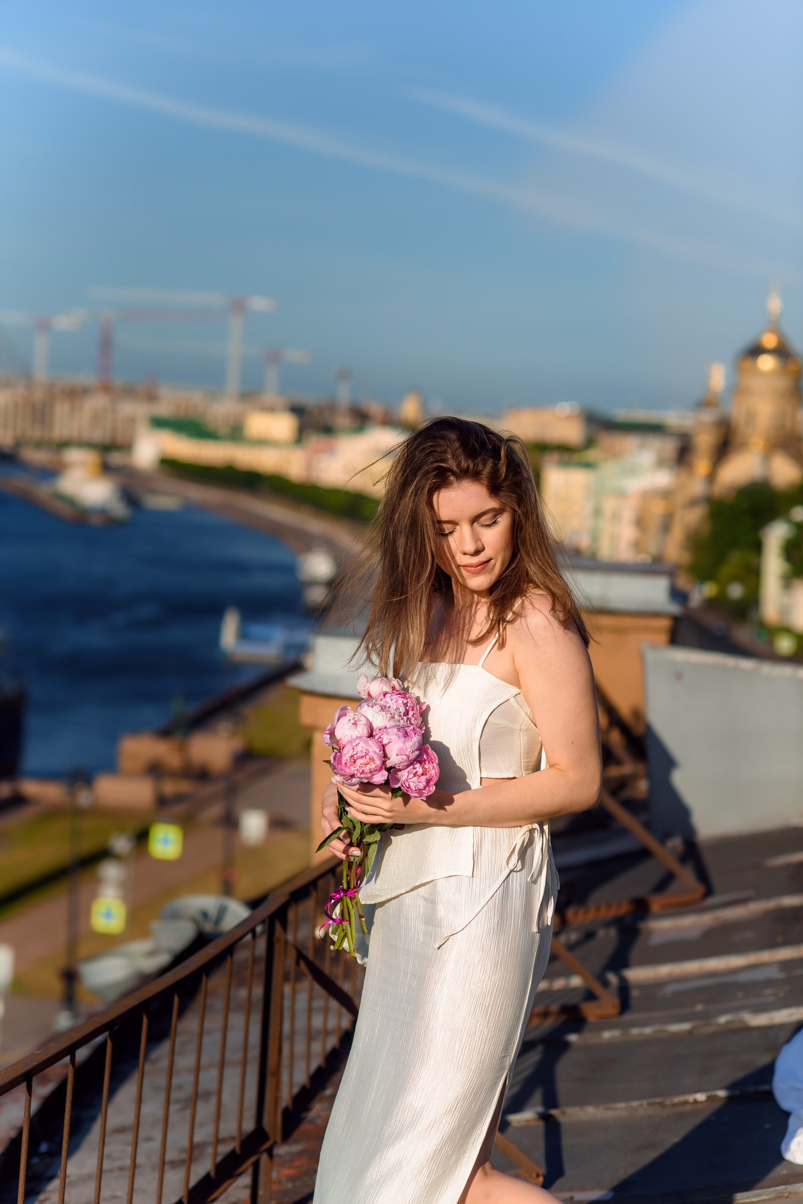 Лавстори. Анастасия Петрович фотограф, фотокорреспондент в Москве и Санкт-Петербурге. Фотосъёмка репортажа, мероприятия, корпоративная съёмка, контент