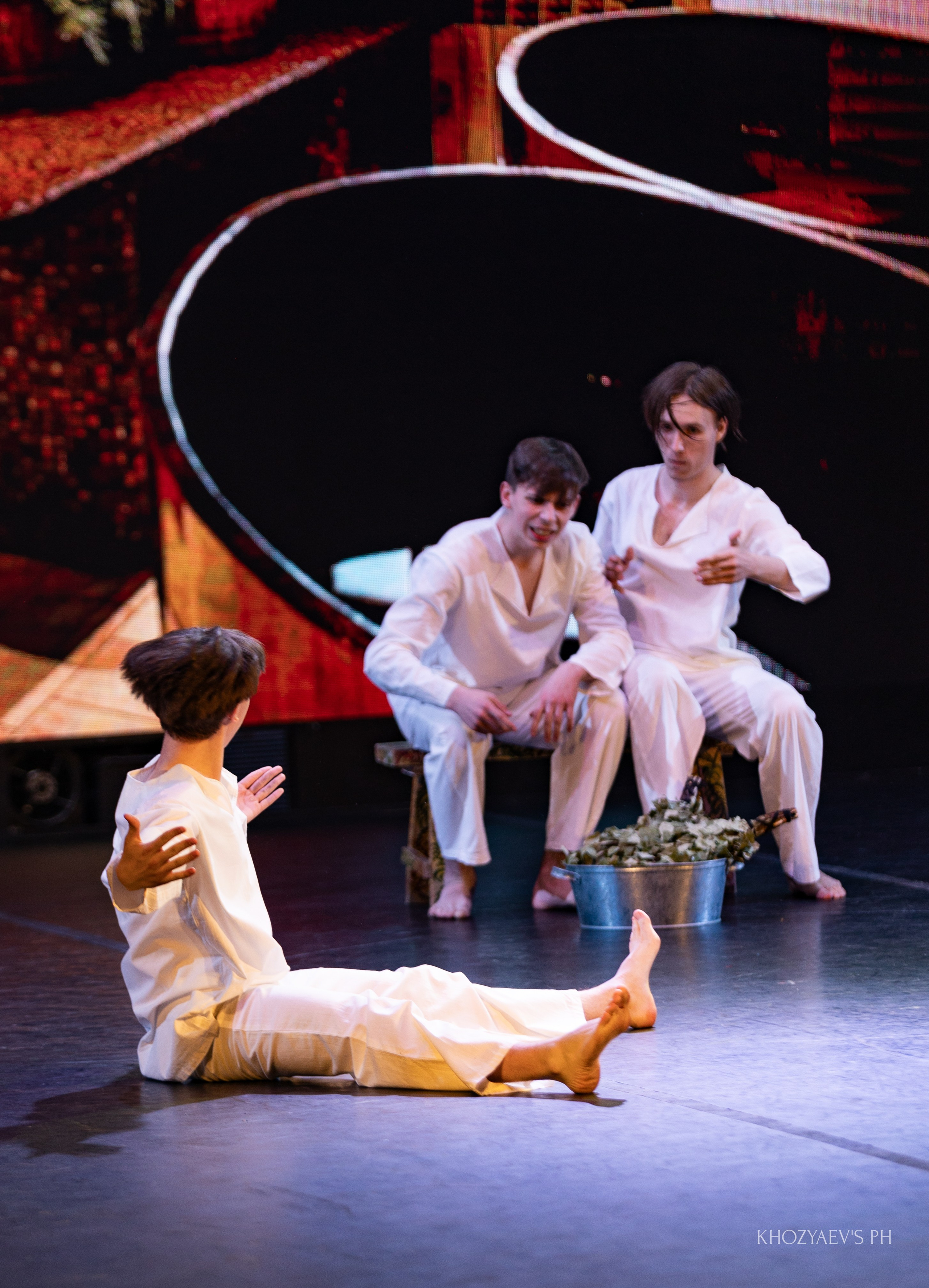 Отчетный концерт Ансамбля танца «Вольный Ветер». Фотограф в Нижнем Новгороде, Дзержинске Олеся Хозяева