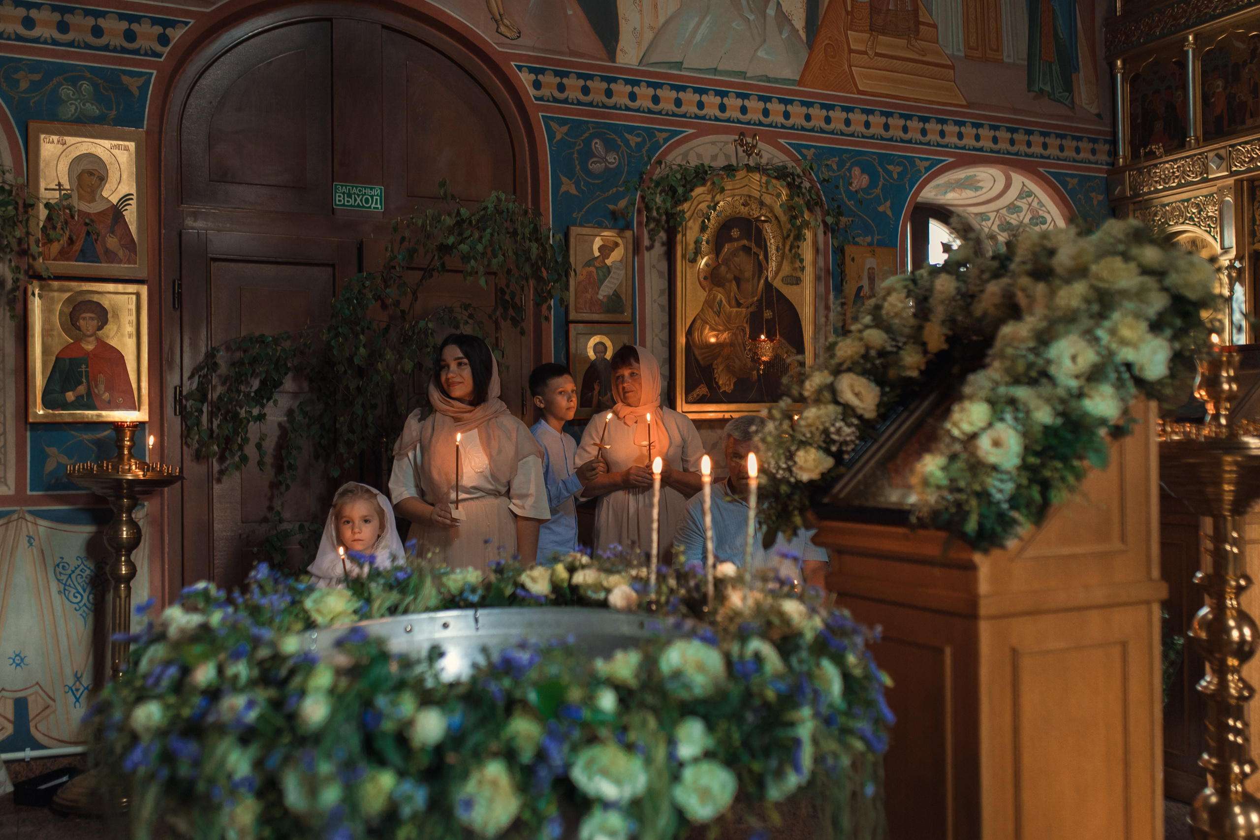 Крещение в Знаменской Церкви г. Переславль Залесский. Профессиональный фотограф в Москве и Мо Мария Шантарёва