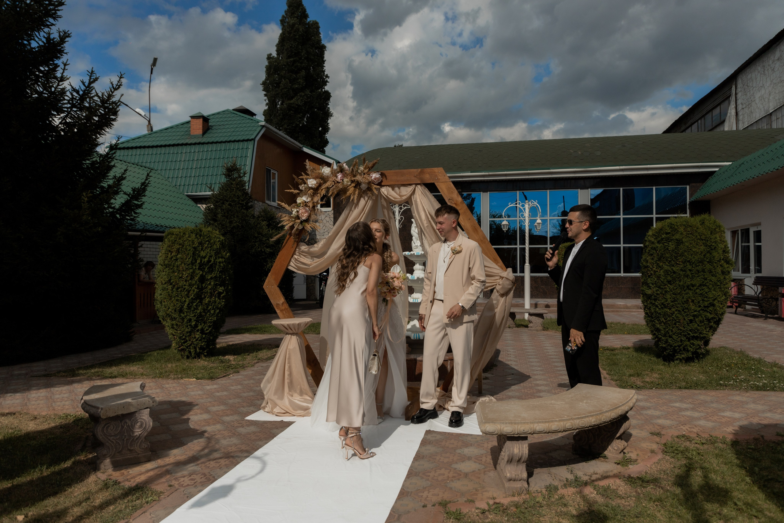 Роман и Александра (банкет). Свадебный фотограф Ангелина Сунгатулина | Саратов | Балаково | Вольск