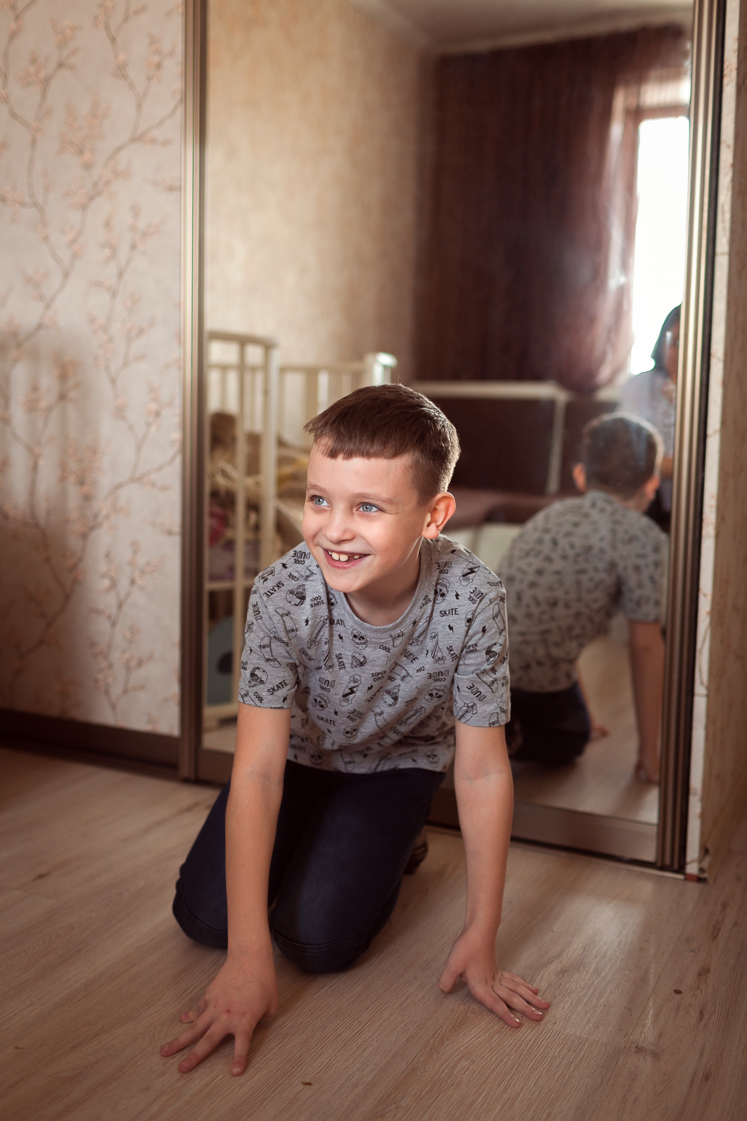 Алеся, Сергей и дети. Субботнее утро дома. Детский и семейный фотограф в Москве и московской области Елена Титова