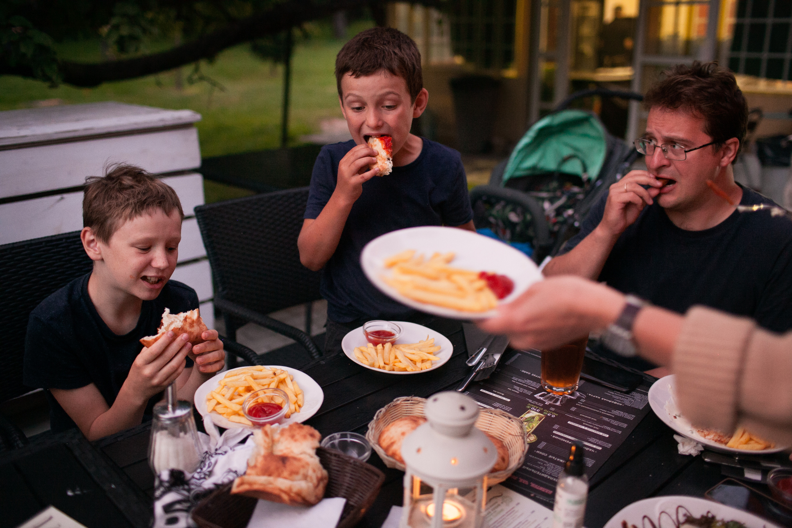 Елена, Иван, Коля, София и Алеша. Царицыно. Детский и семейный фотограф в Москве и московской области Елена Титова