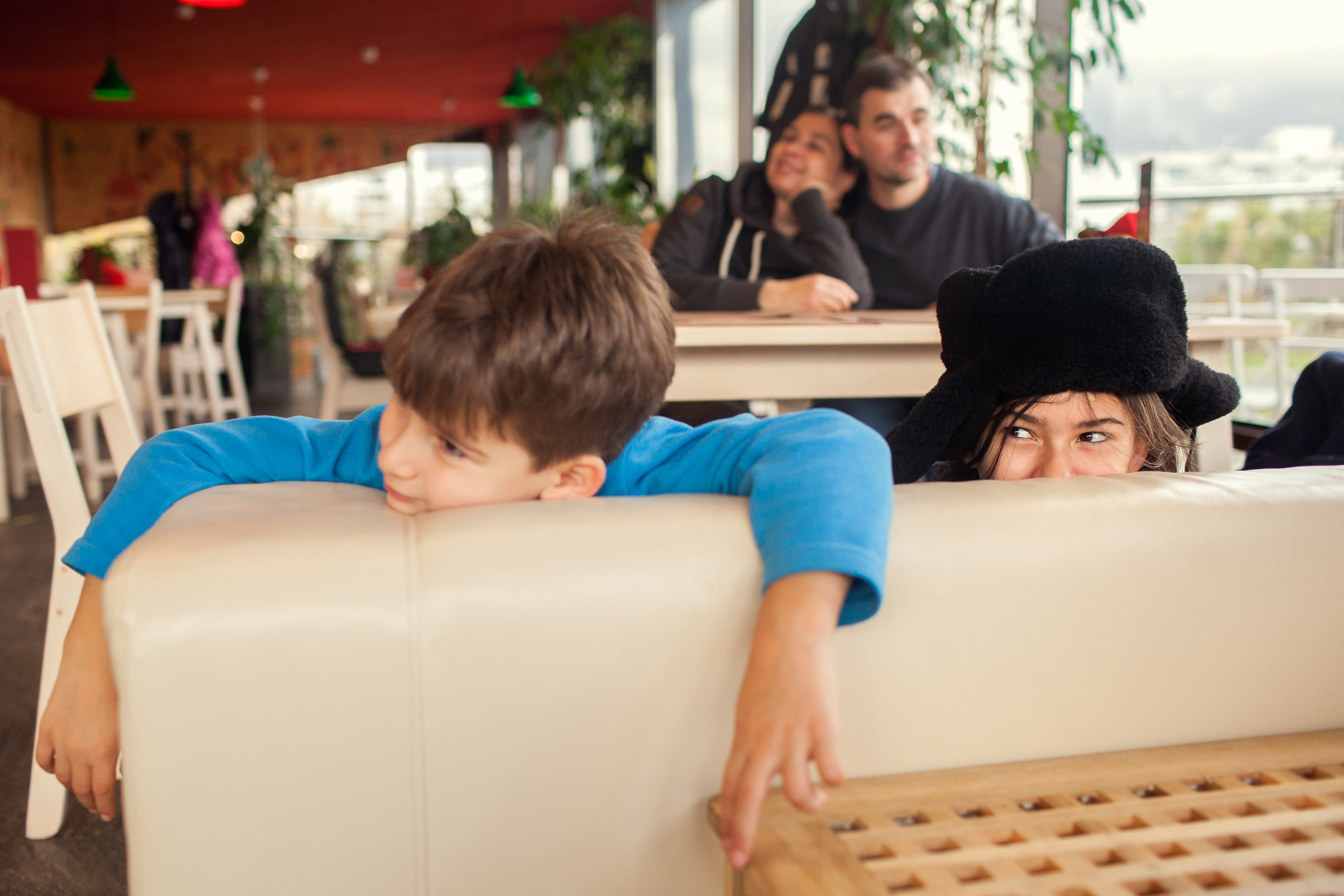 Юля, Михаил, Маруся и Гриша. Парк Садовники. Детский и семейный фотограф в Москве и московской области Елена Титова